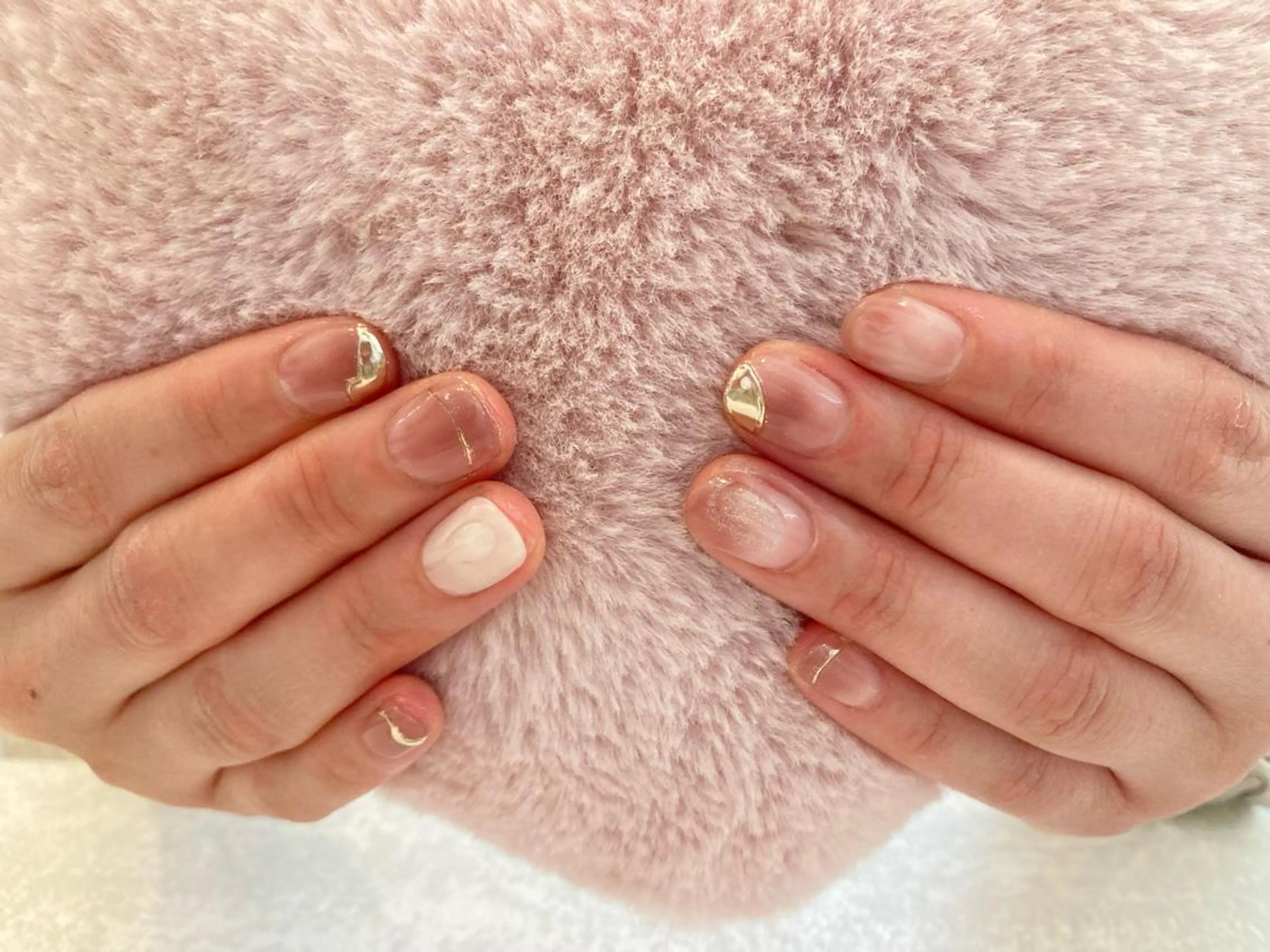 ネイル ミラーネイル Lisa’s Salonのネイルデザイン