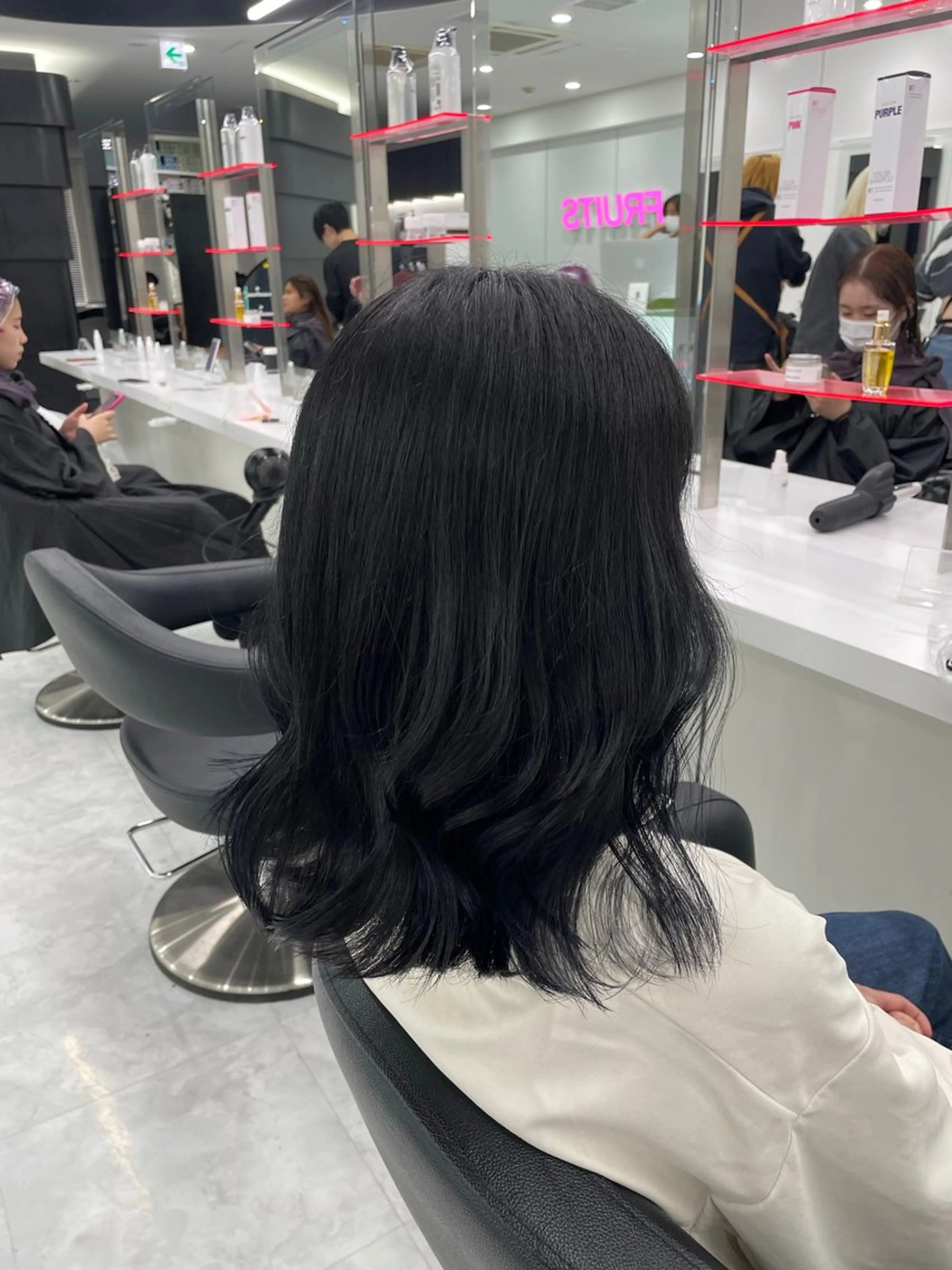 ロング カラー ヘアカラー 韓国アイドル🤍ブリ ーチカラー🤍わかなのヘアスタイル