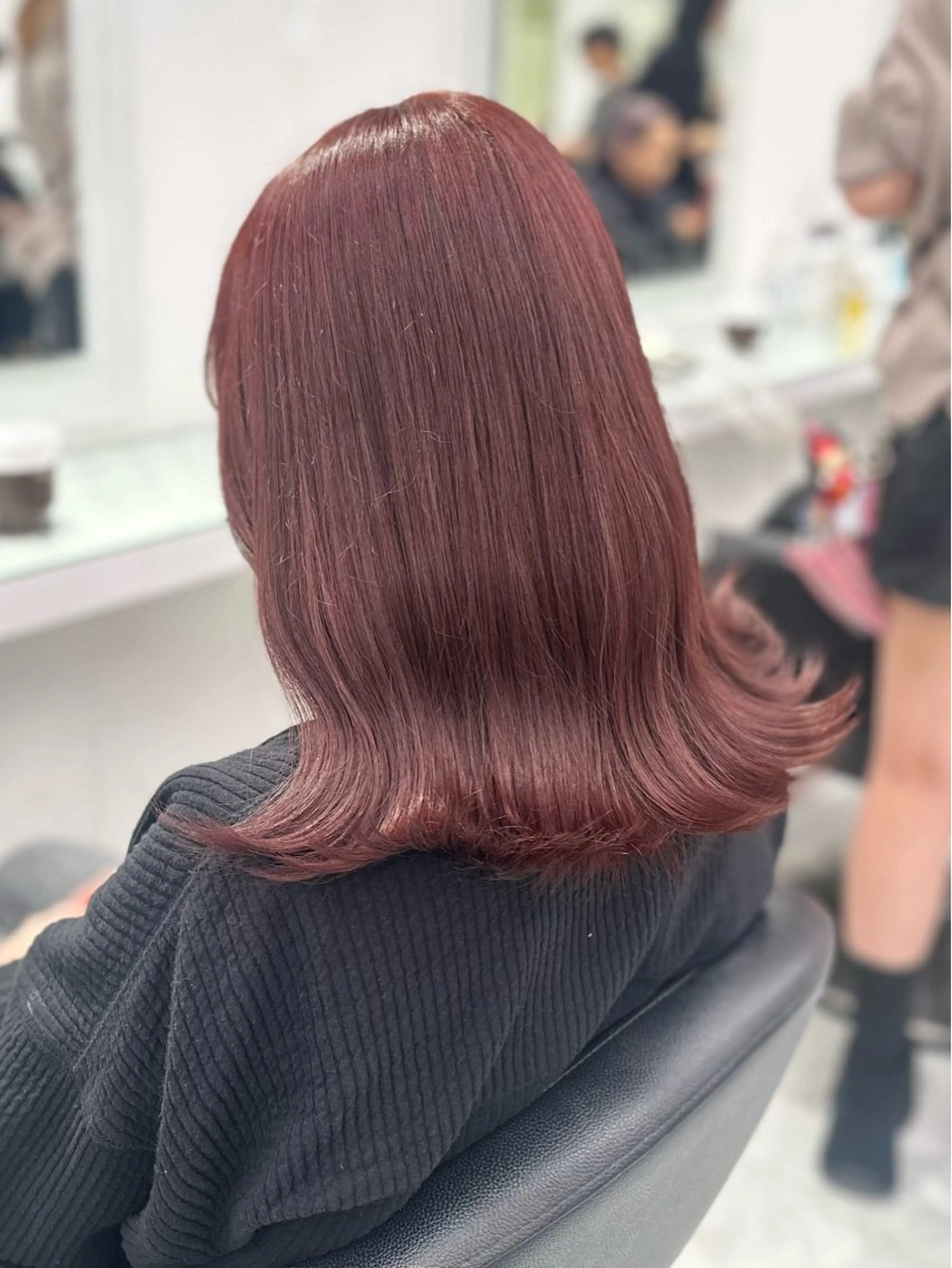 ミディアム カラー トレンド暖色ヘア🍒 miu🍒のヘアスタイル