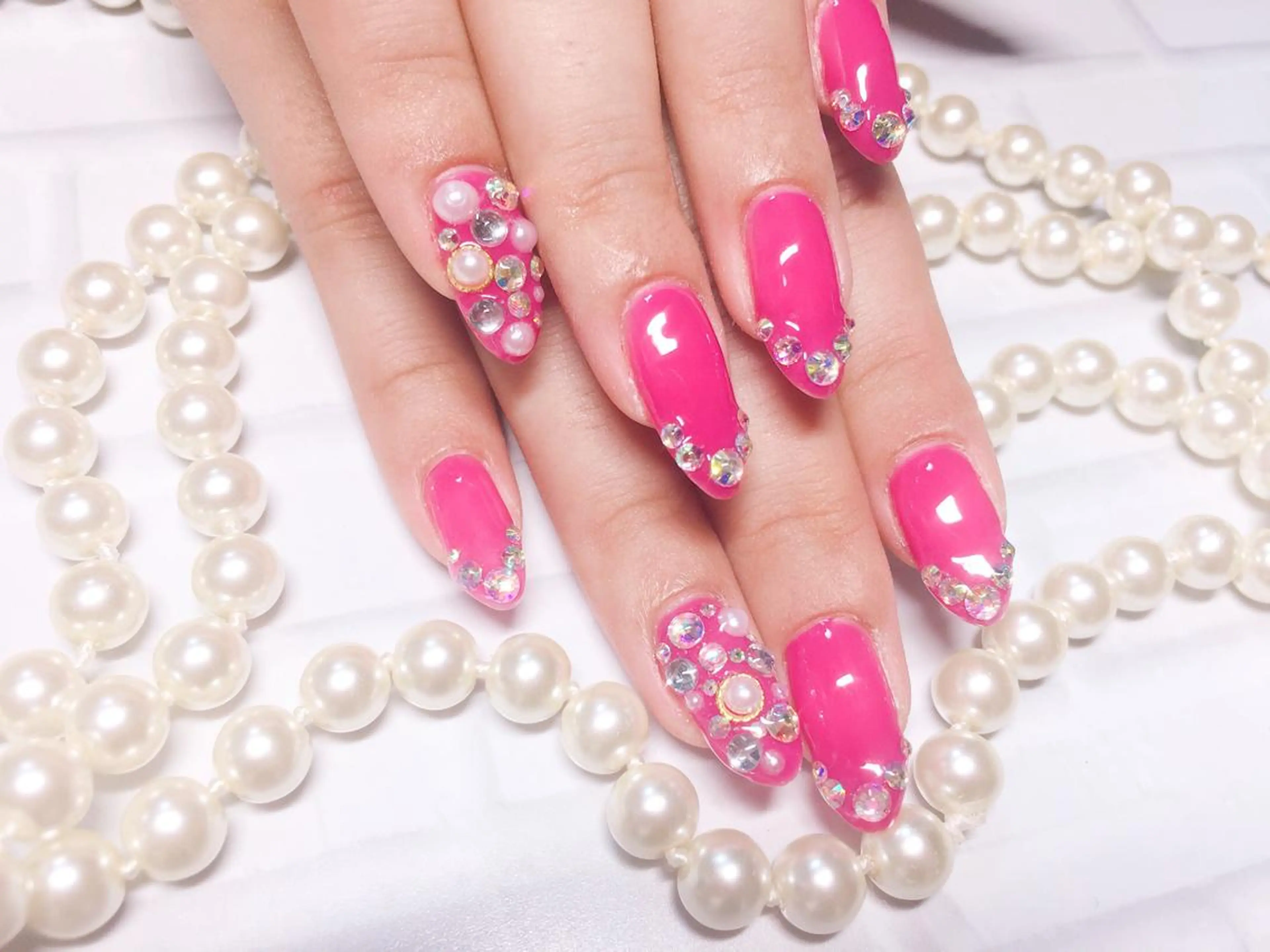 ネイル ハンドネイル ハンドケア ネイルサロン HARRYS所属・ネイル･脱毛サロン HARRYSのエステ・リラクイメージ