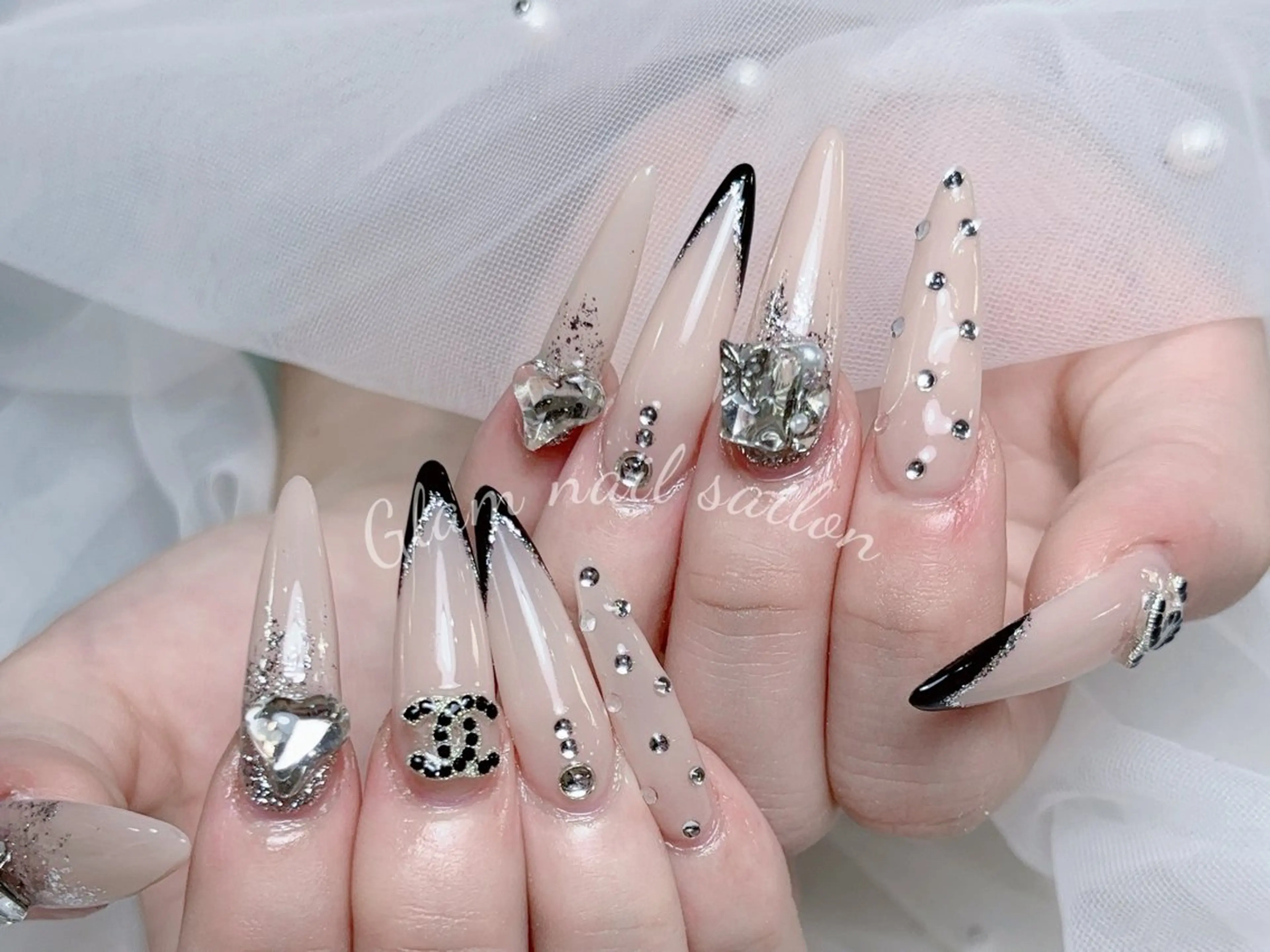 ネイル エツメ💅 長さだし🎀デザインのネイルデザイン