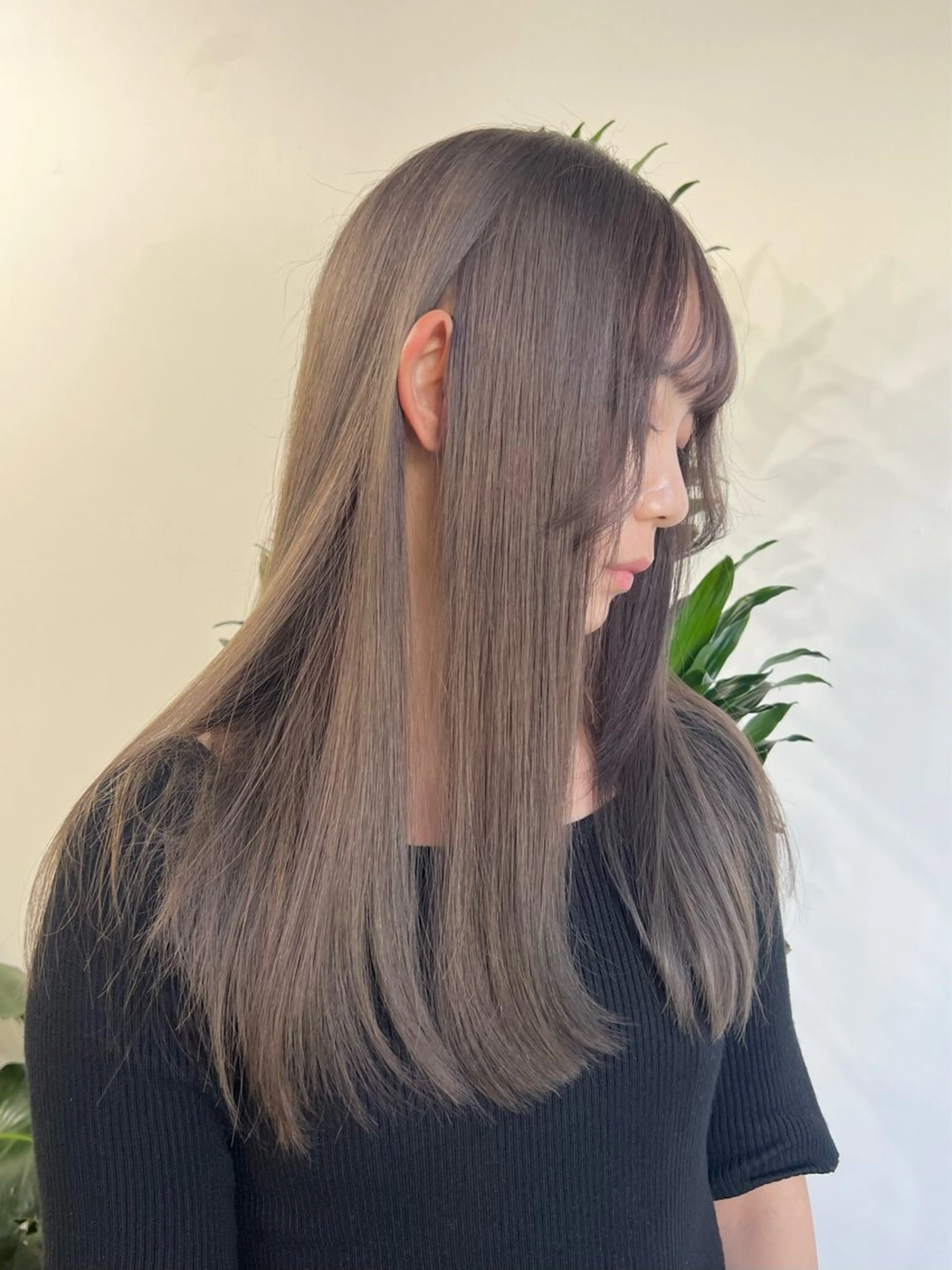 ロング カラー アッシュ ベージュカラー ブリーチ ブロンド ブラウンカラー カット ヘアカラー トリートメント ブリーチ　ハイトーン 特化🌈フジタハルキのヘアスタイル
