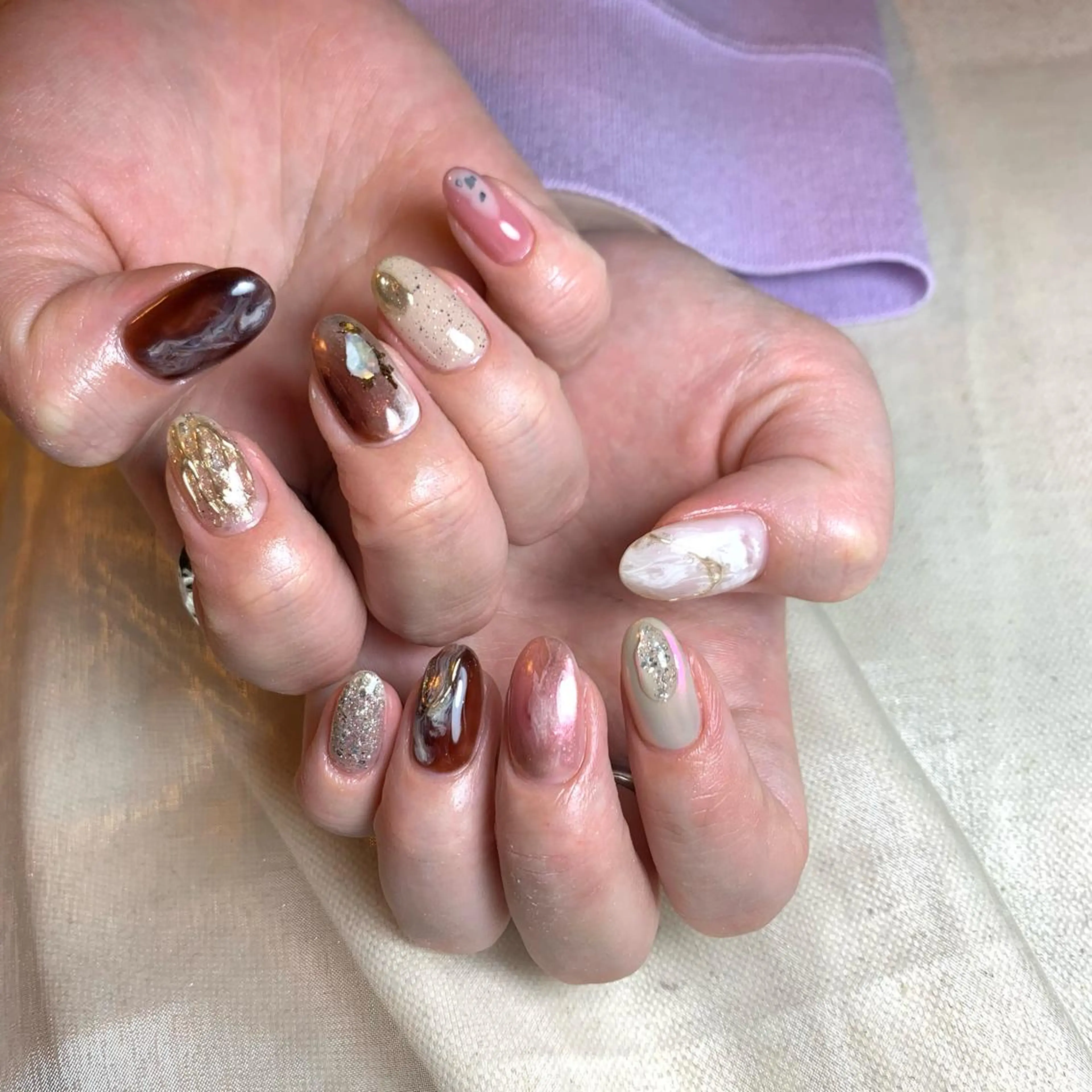 ネイル ハンドネイル repos~ルポ~所属・里見 麗のネイルデザイン