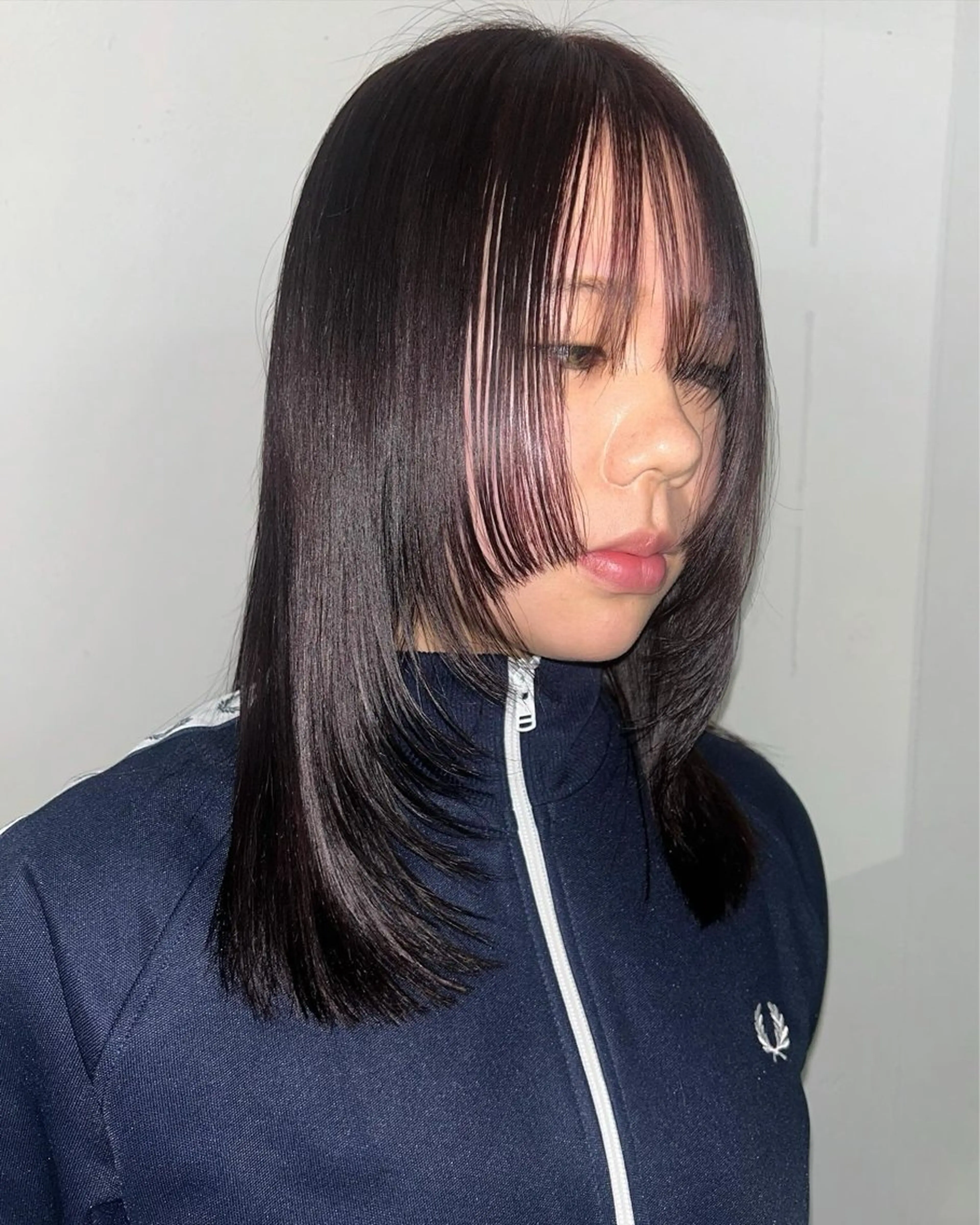 セミロング カラー カット ヘアカラー トリートメント hen所属・心斎橋/レイヤー/ ブリーチ/モエのヘアスタイル