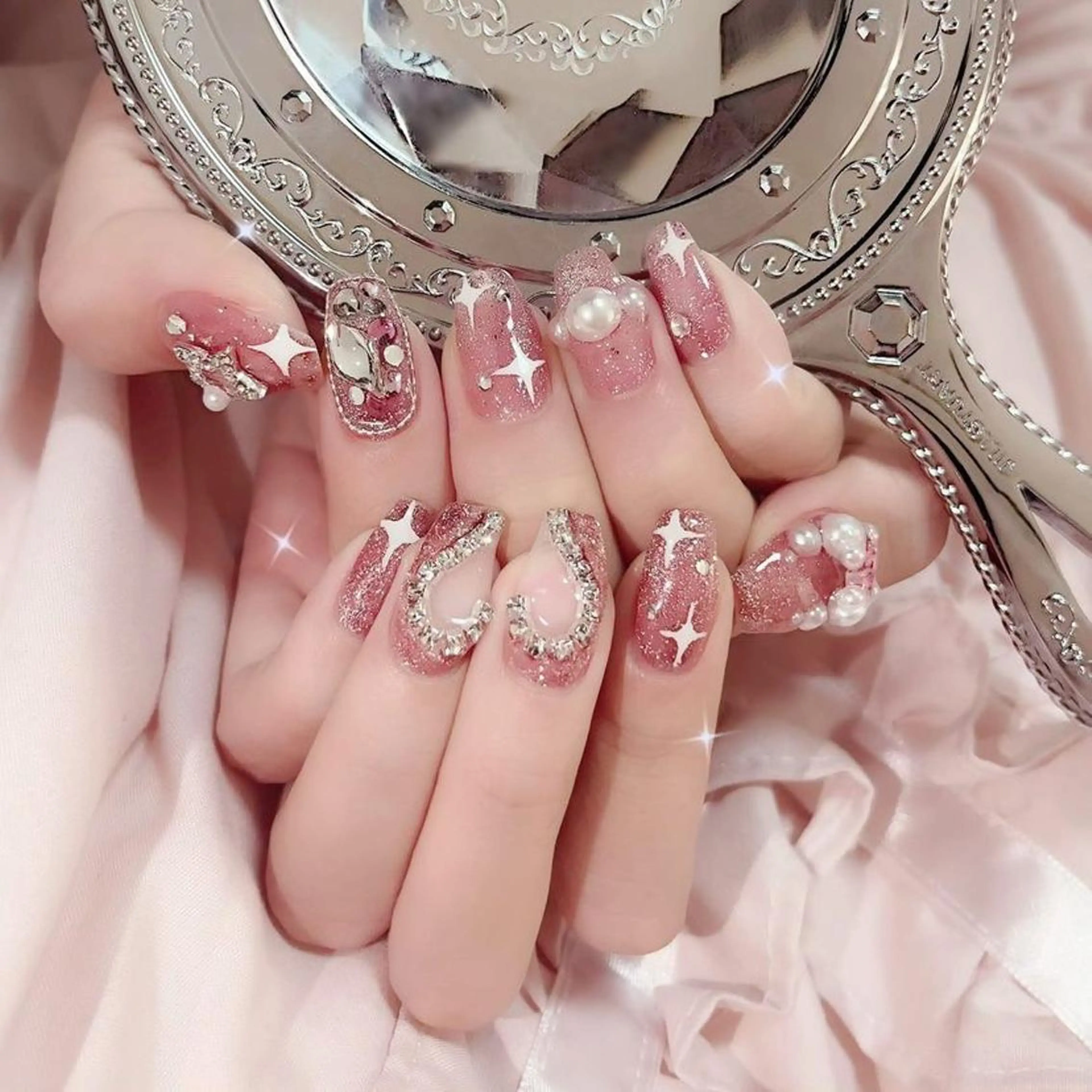 ネイル R salonのネイルデザイン