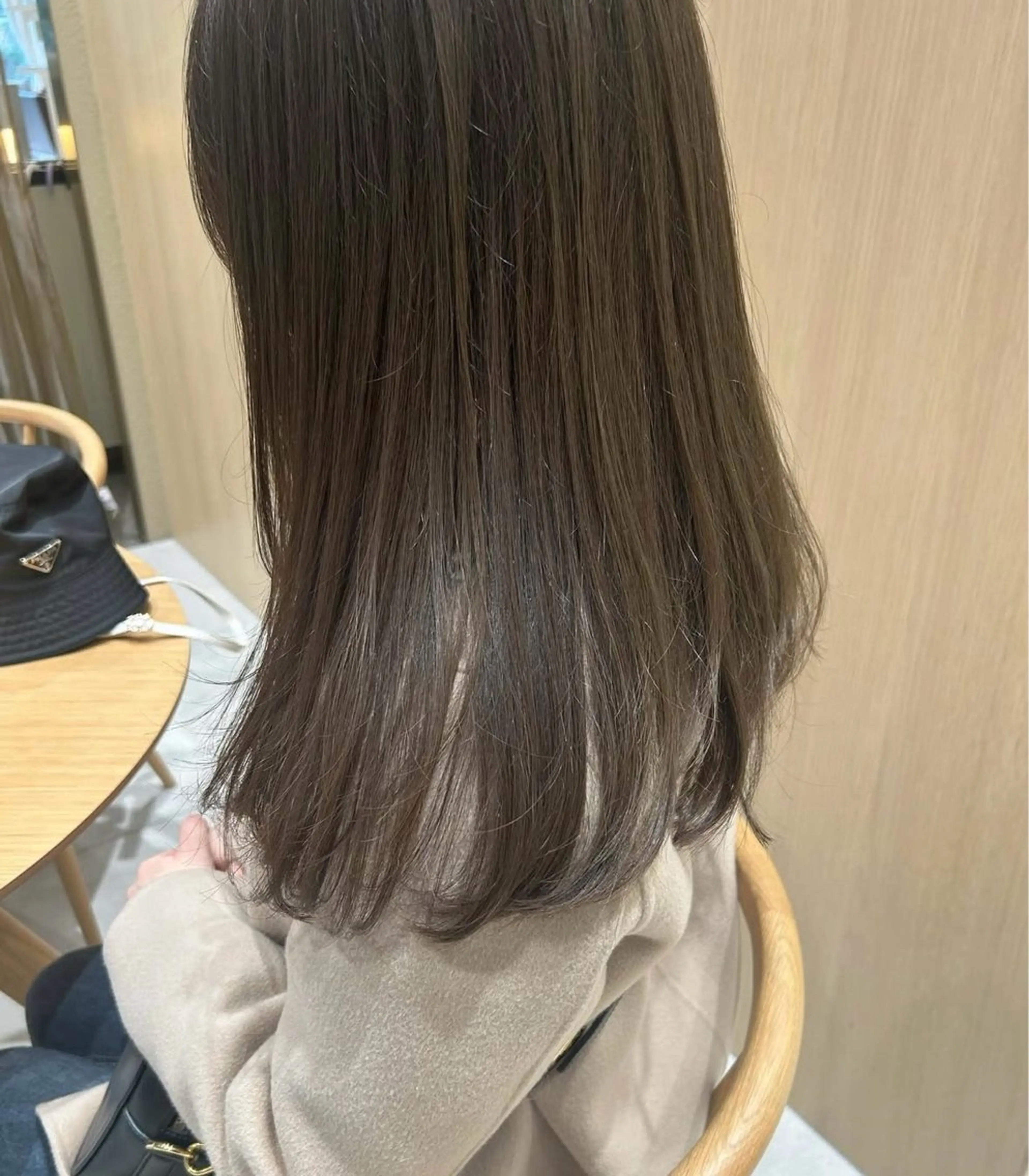 ロング カラー ヘアカラー 寺岡 美結希のヘアスタイル