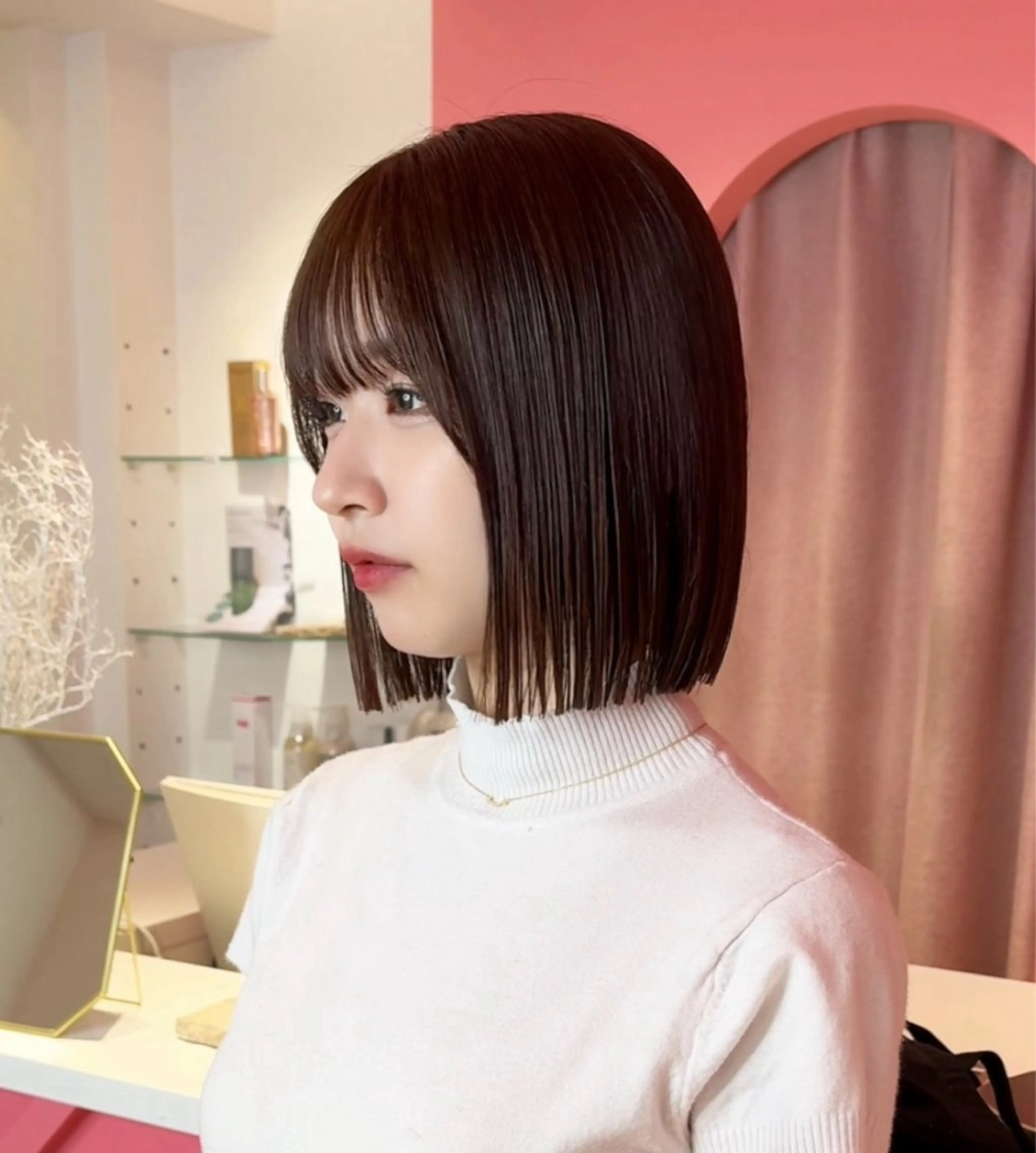 ショート カラー カット ヘアカラー 縮毛矯正 トリートメント 莉乃/縮毛矯正/髪質 改善/艶カラーのヘアスタイル