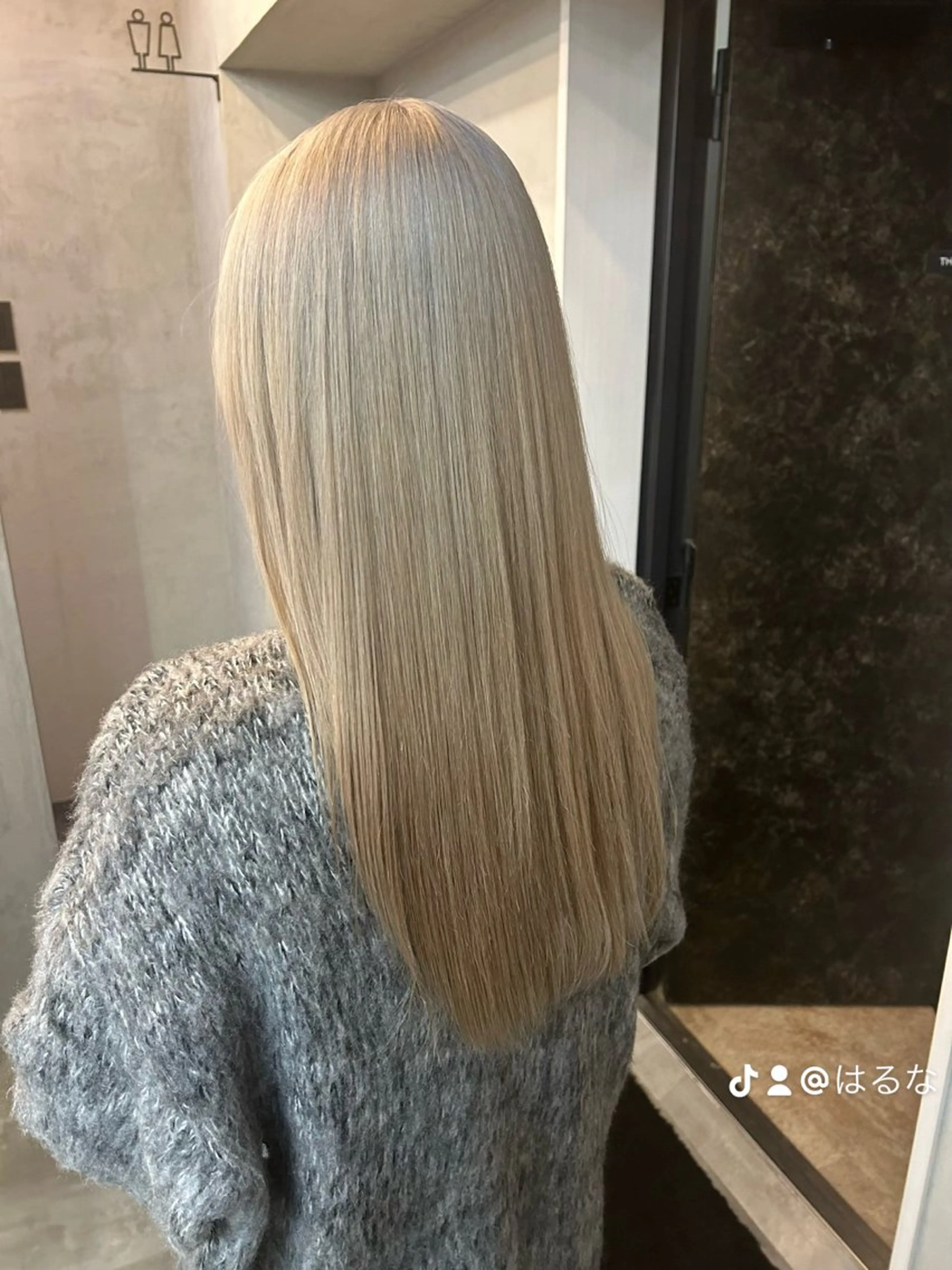 ロング カラー カット ヘアカラー トリートメント Haru/THREE …by velvetのヘアスタイル