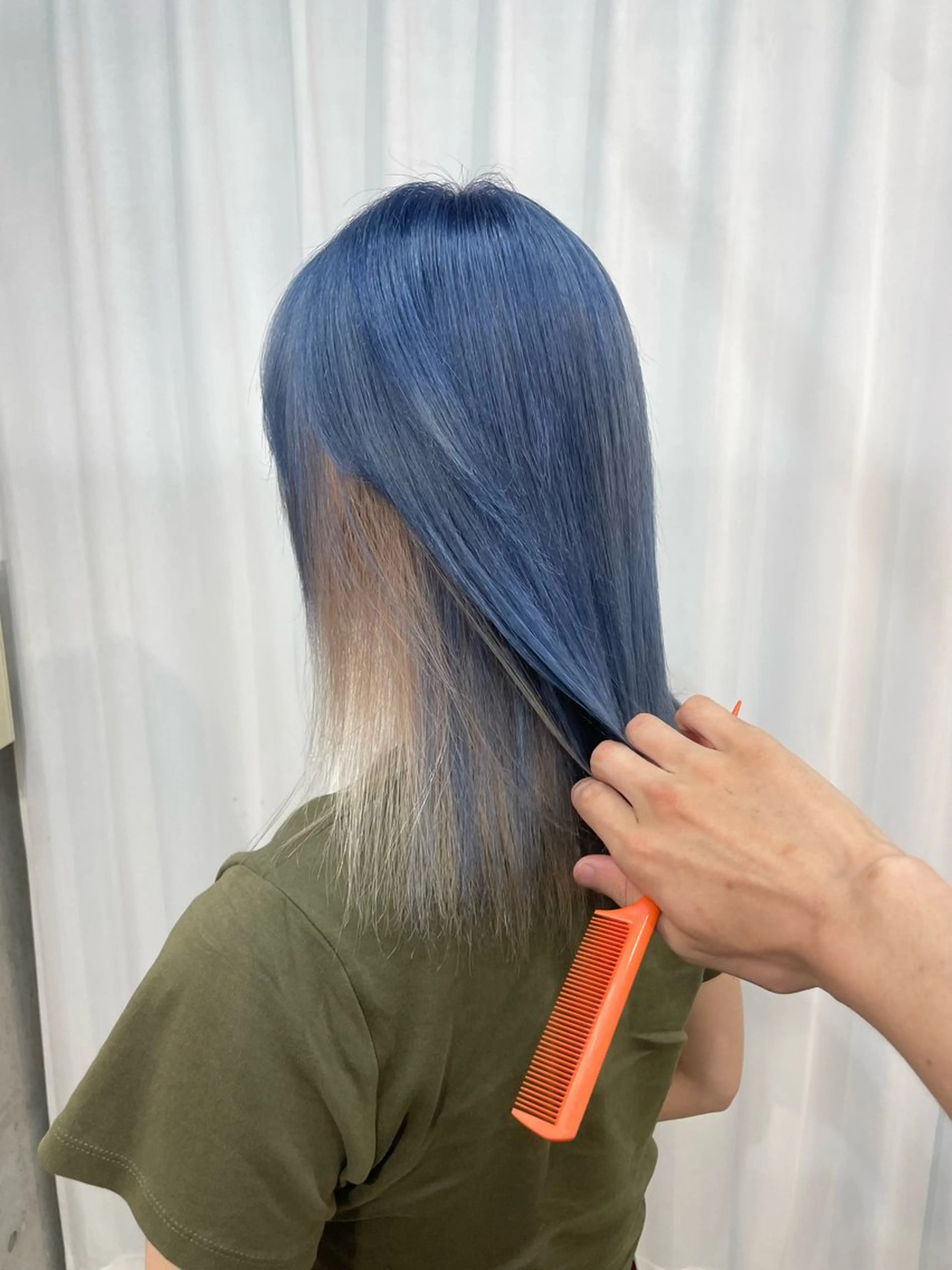 セミロング カラー ブルーカラー ヘアカラー SHOTO ハイトー ン/ブロンドカラーのヘアスタイル