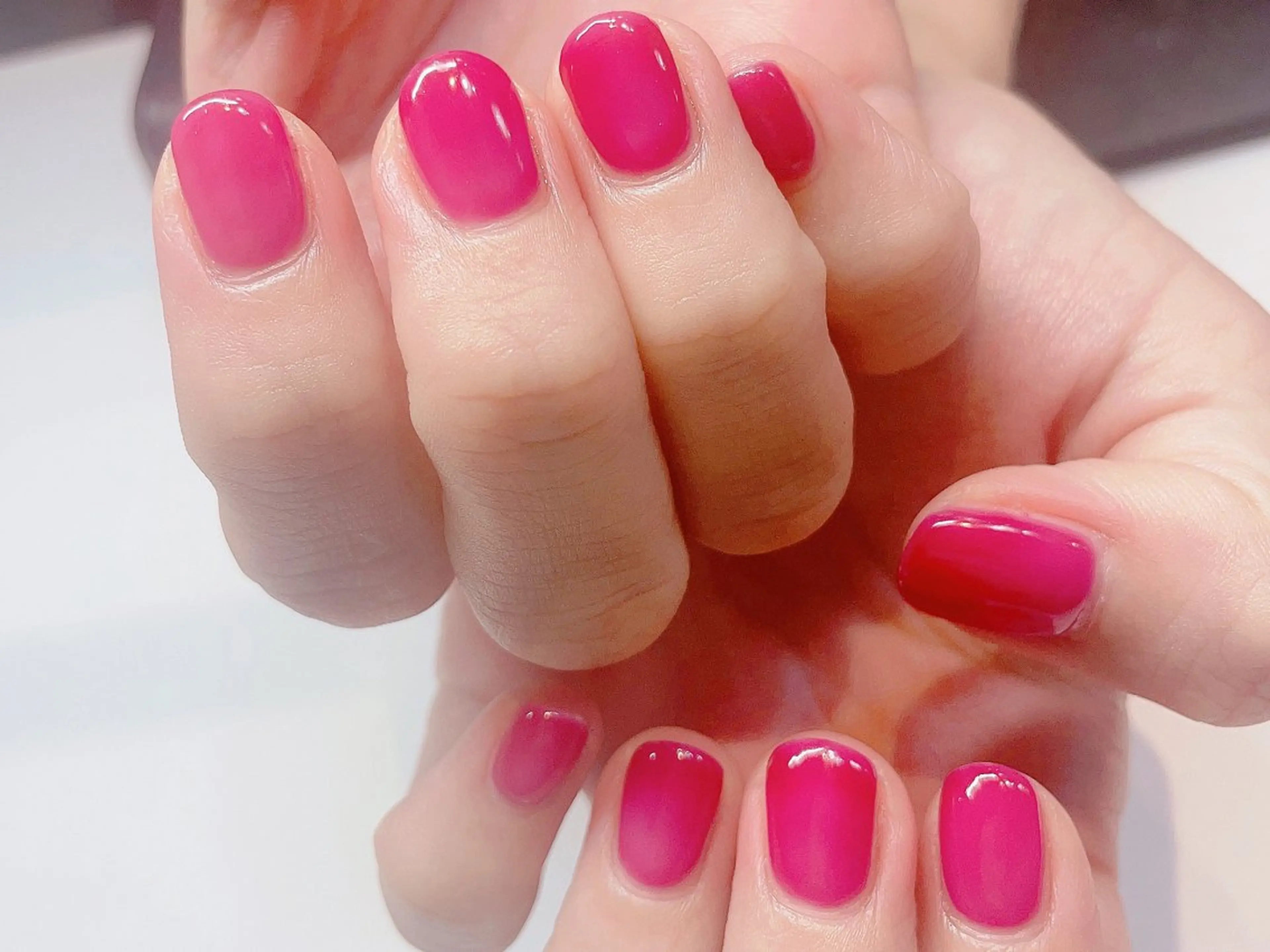 ネイル クリアネイル 赤色 ハンドネイル NAIL GALLERY Avant【アヴァン】伊丹店所属・Avant Sakiのネイルデザイン