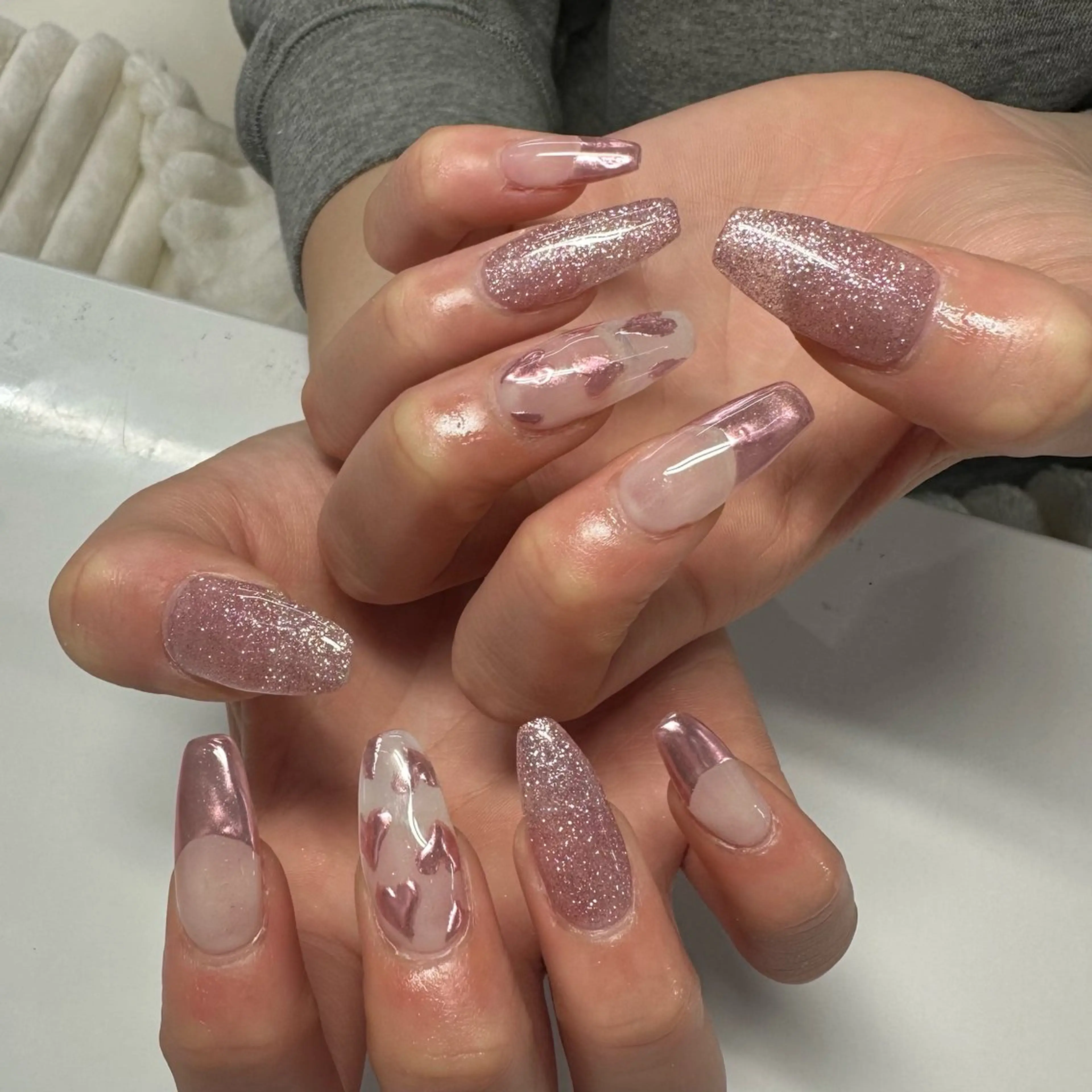 ネイル ハート ミラーネイル バレンタイン ハンドネイル WOLTOKYO渋谷 yunaのネイルデザイン