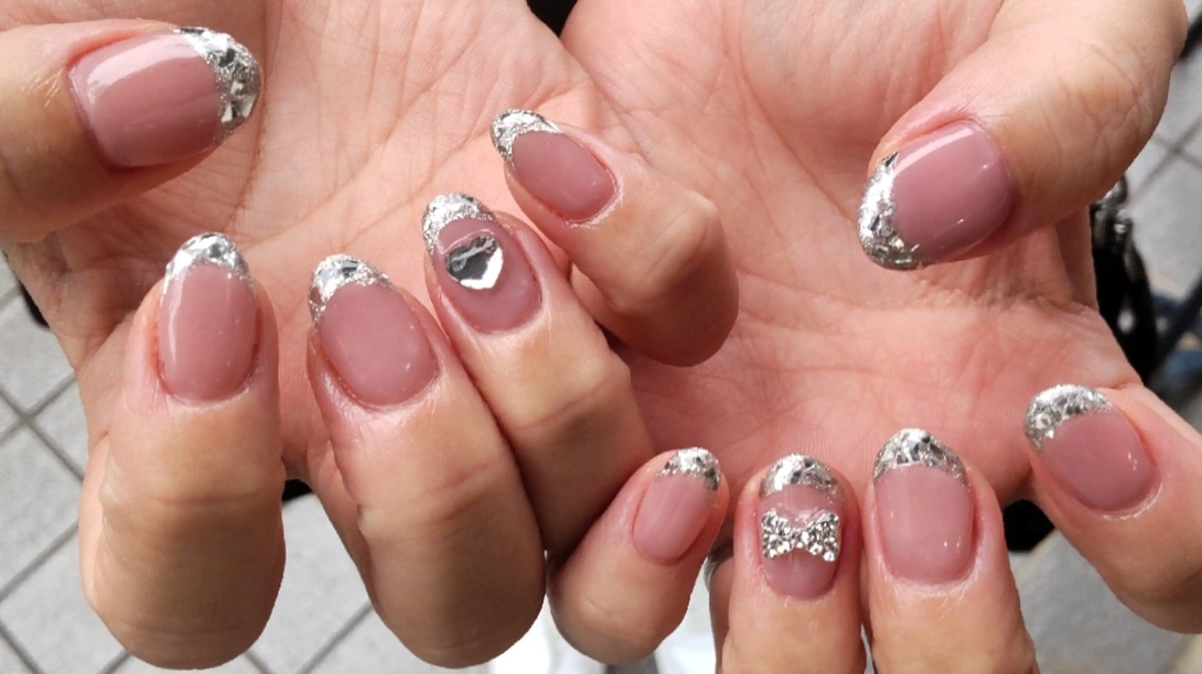 ネイル フレンチネイル ガラスフレンチ MIURA＊ HIROKOのネイルデザイン