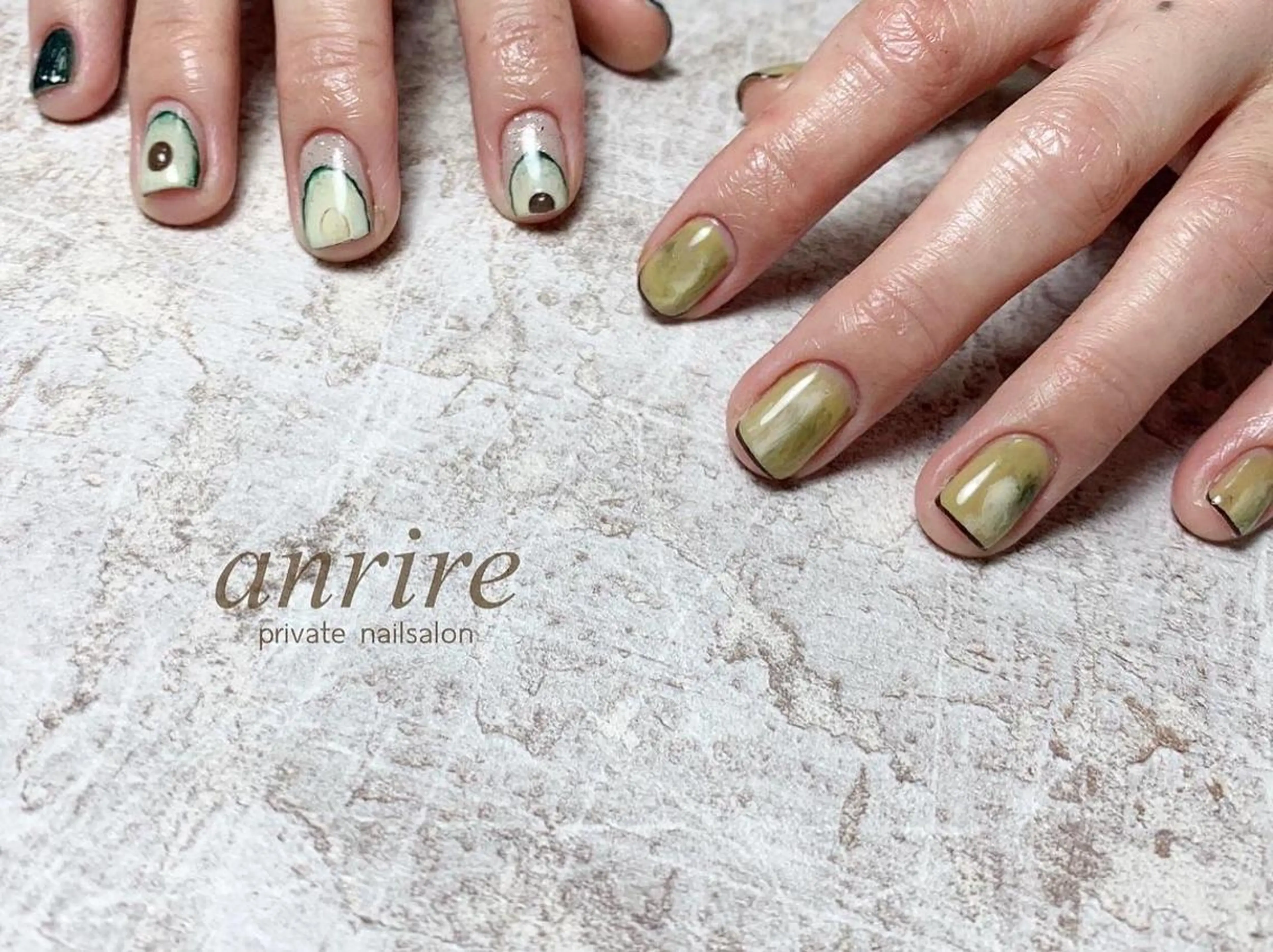 ネイル フレンチネイル グリーン ニュアンスネイル スクエアネイル ハンドネイル nailsalon anrireのネイルデザイン