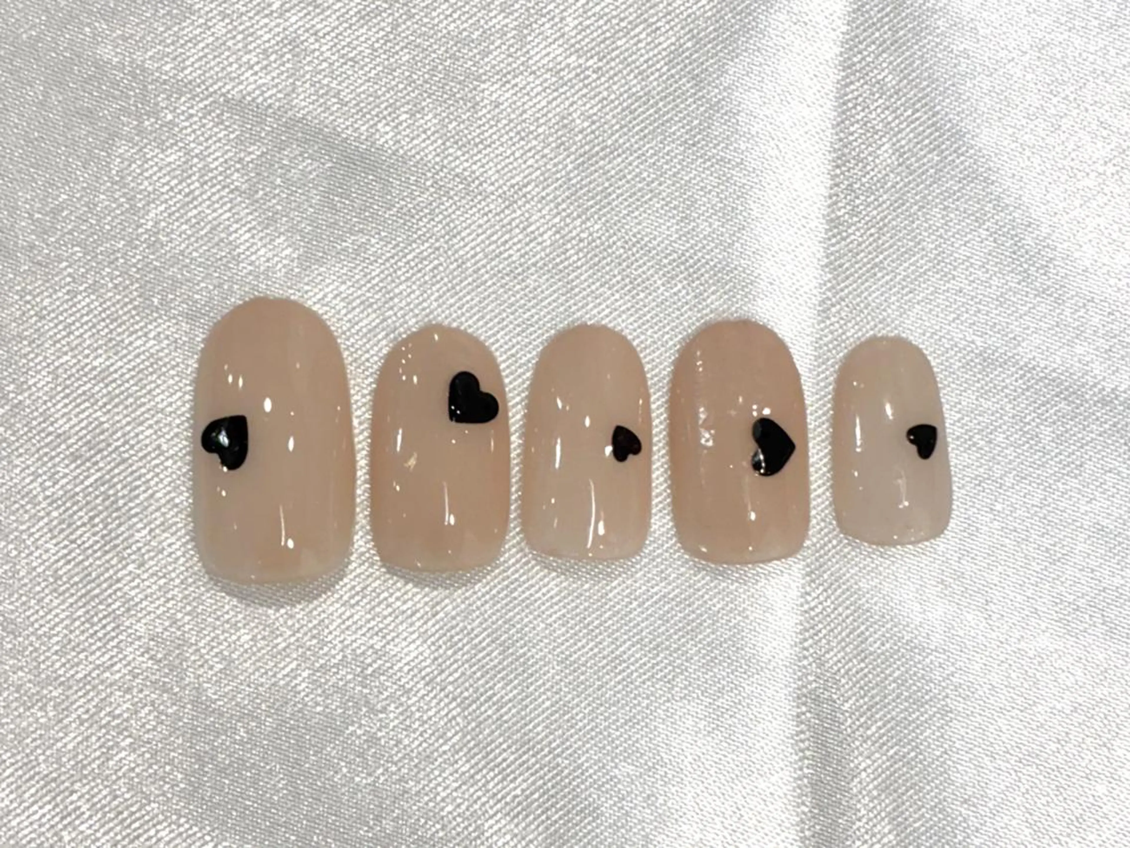 ネイル ハンドネイル １アイ&ネイルサロン リスブラン銀座新富町のネイルデザイン