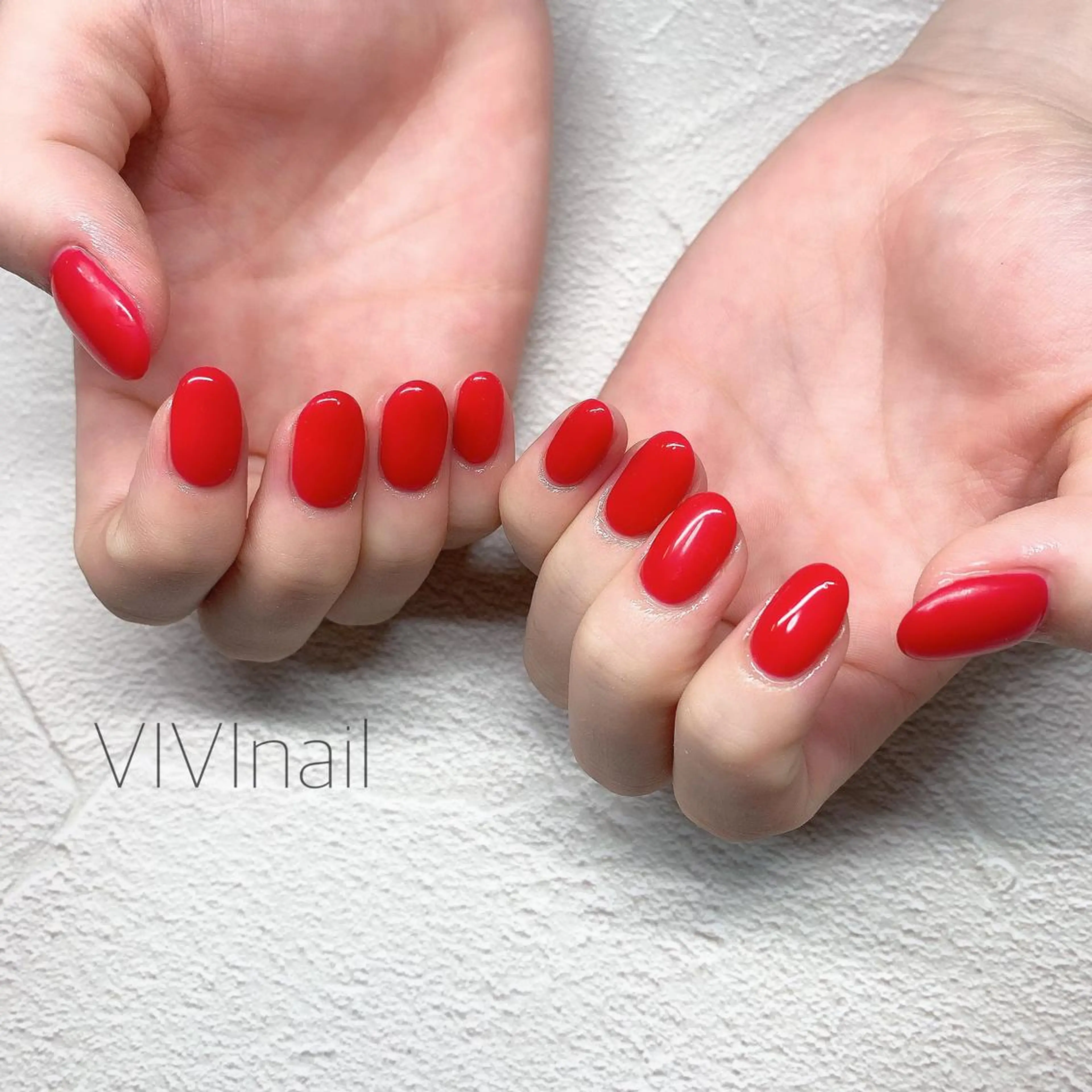 ネイル ワンカラーネイル 赤色 ハンドネイル vivi nailのネイルデザイン
