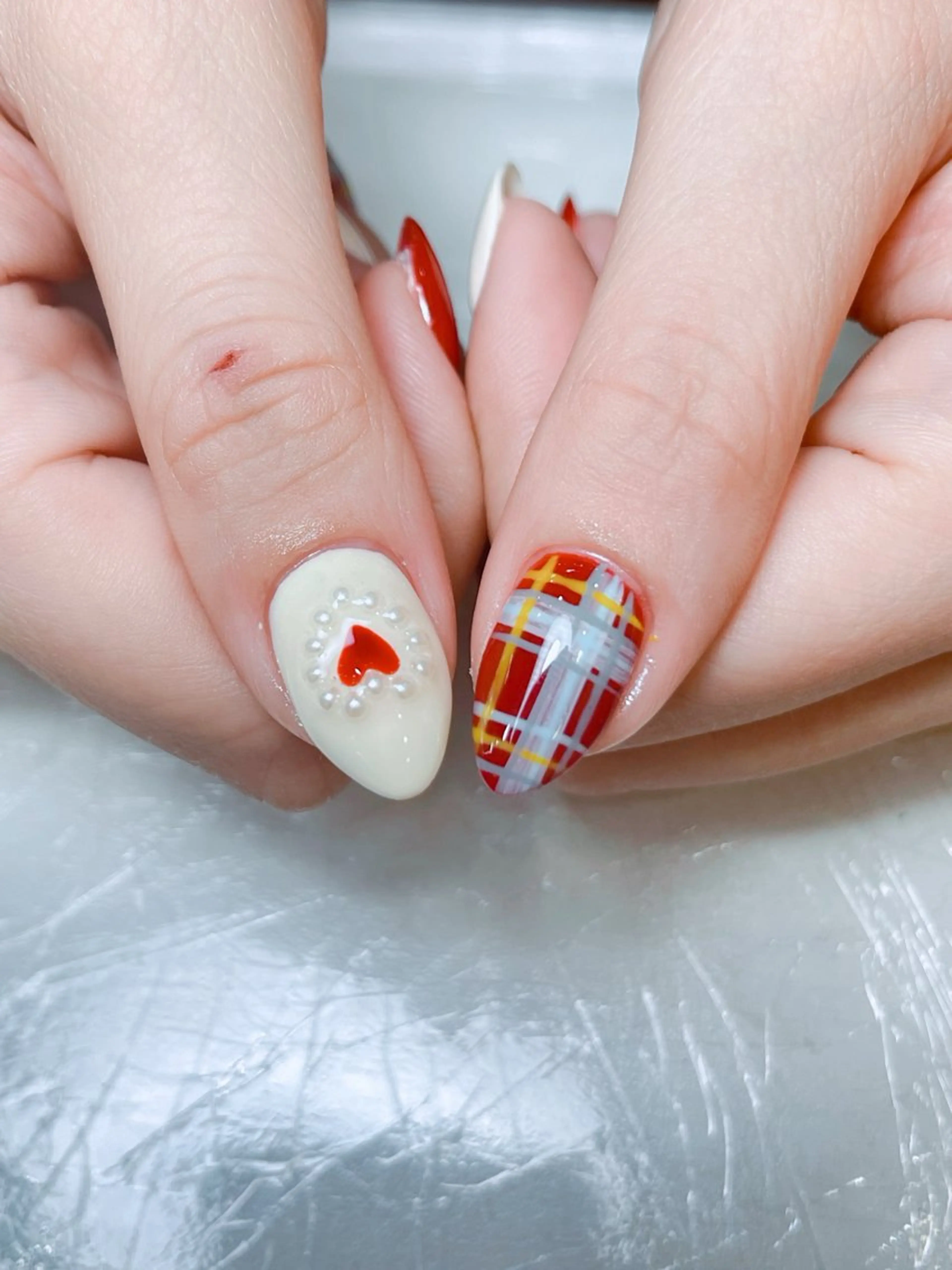 ミディアム ヒエン NAILのネイルデザイン