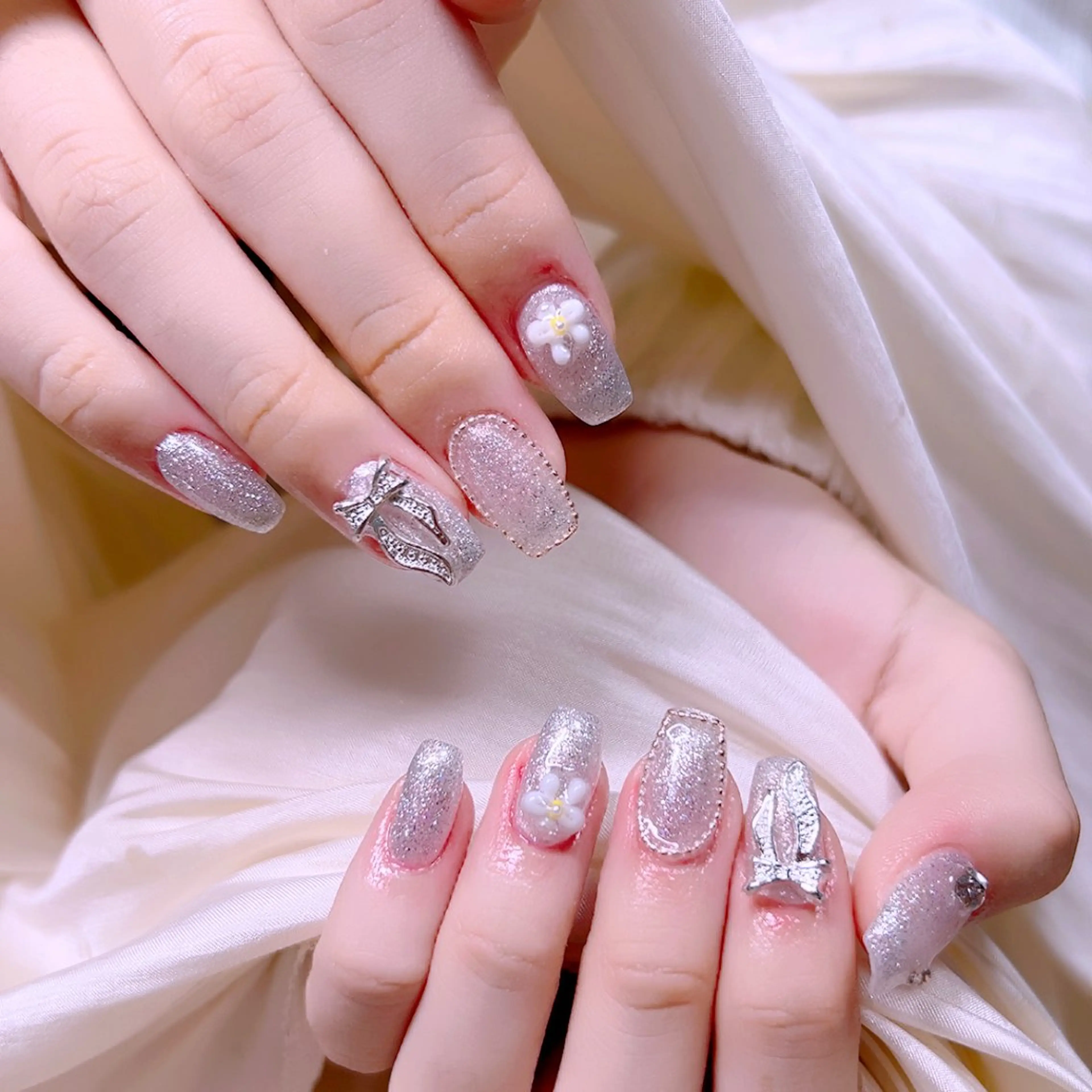 ネイル キラキラネイル ワンカラーネイル ハンドネイル Cute Tips nailのネイルデザイン