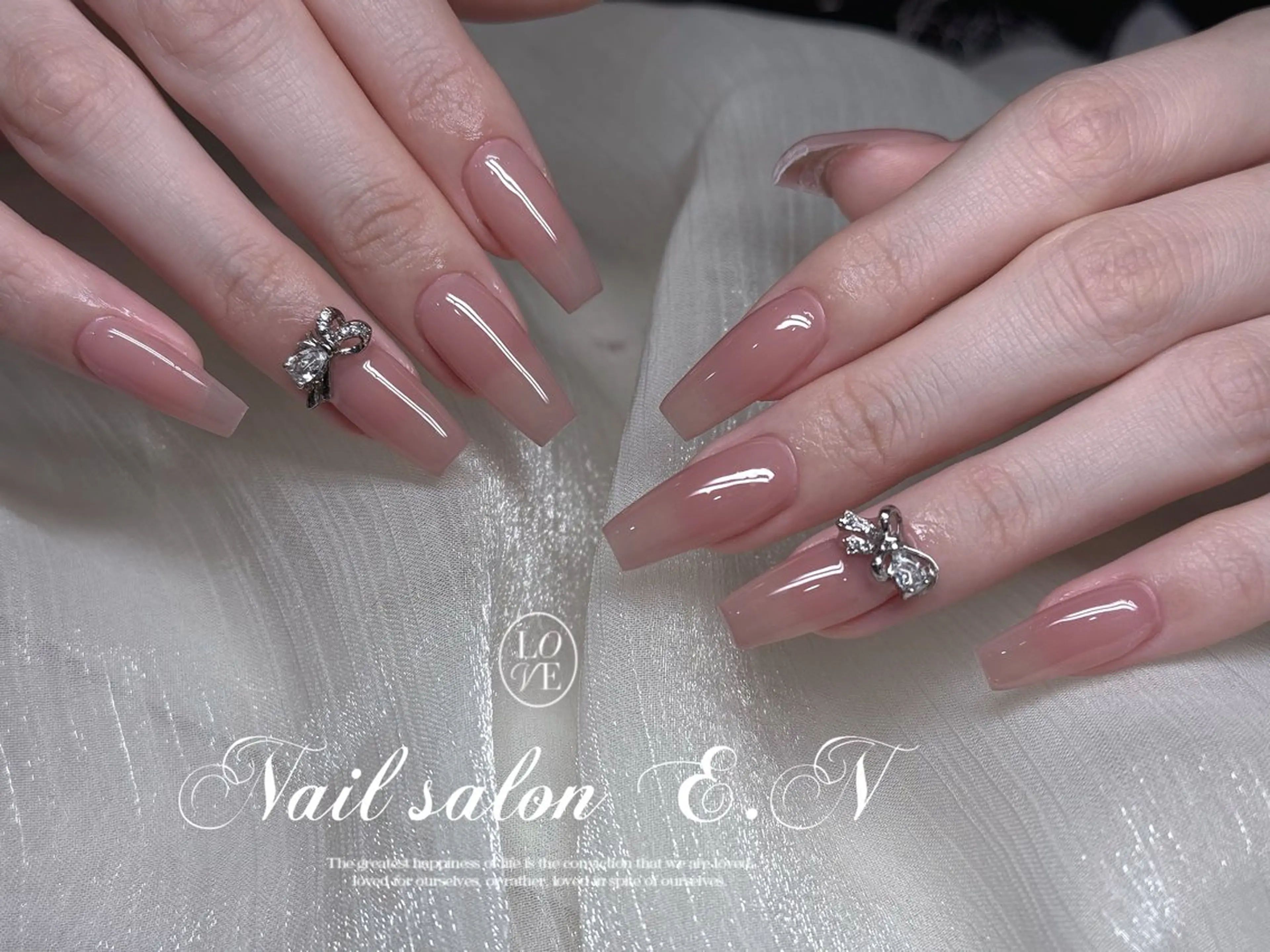 ネイル E.N🦋 長さ出し/持ち込みのネイルデザイン