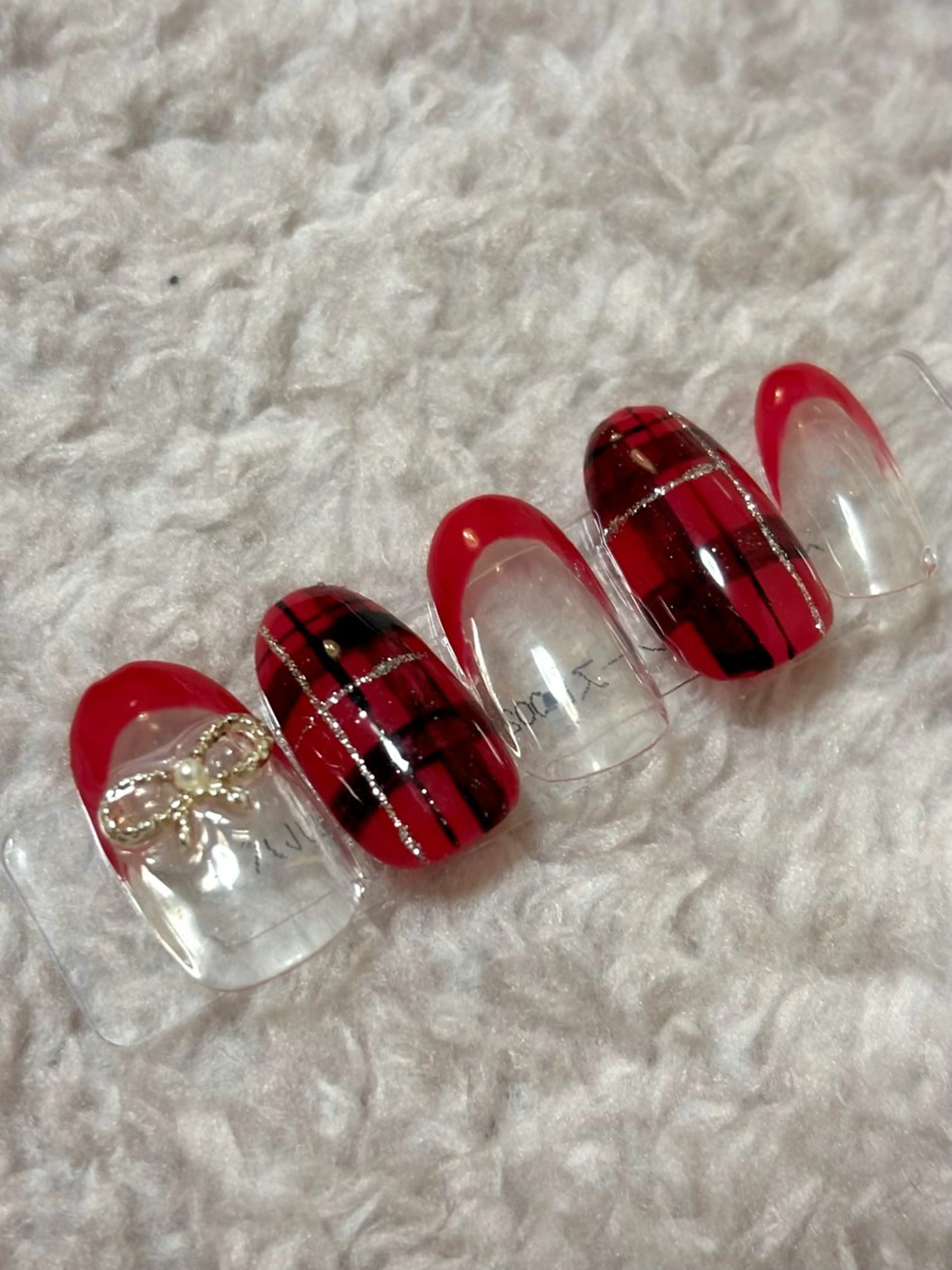 ネイル ゆうちゃんネイル フィルイン対応サロンのネイルデザイン