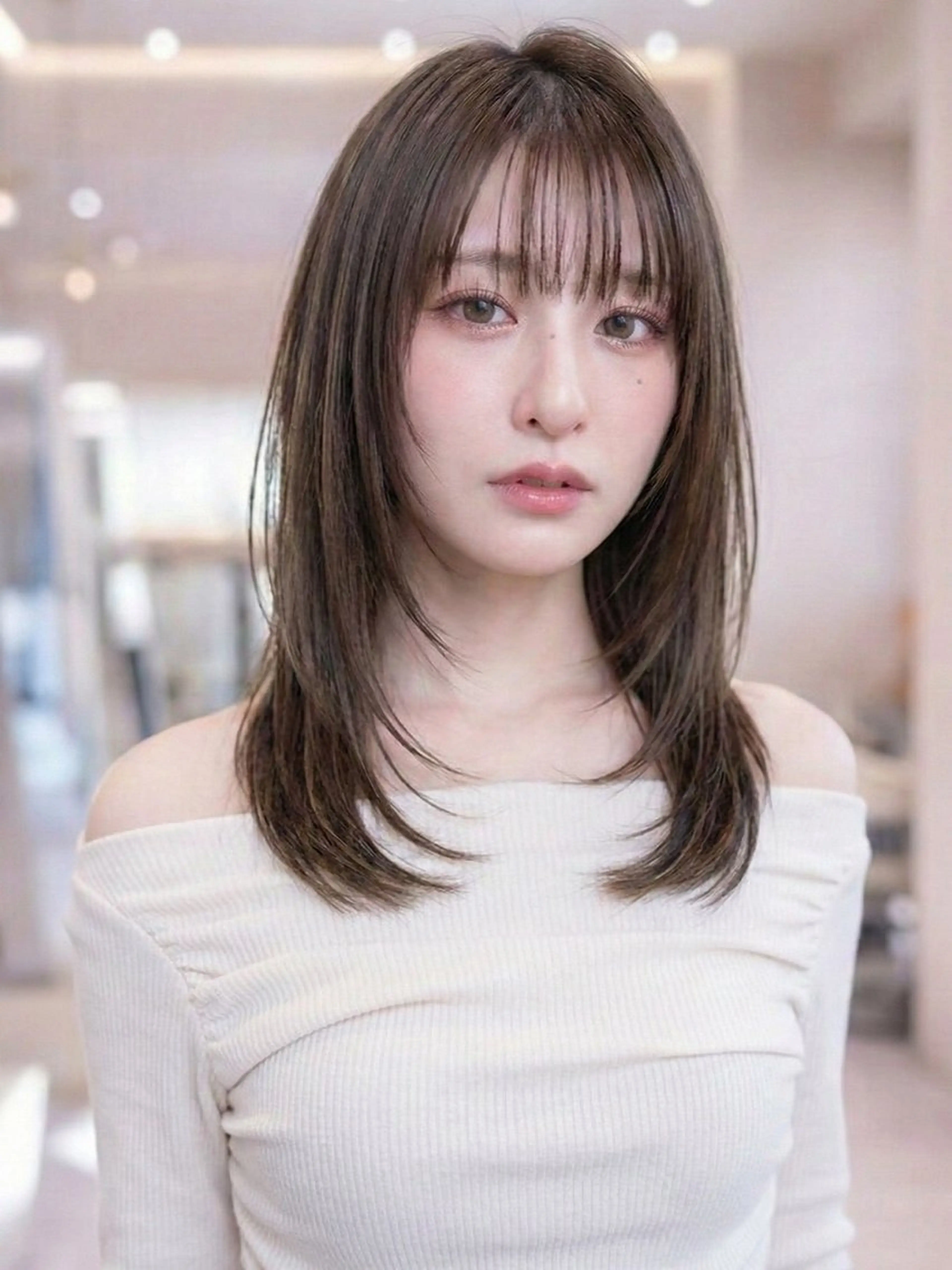 セミロング カラー カット ヘアカラー トリートメント GULGUL 小関 伊吹のヘアスタイル