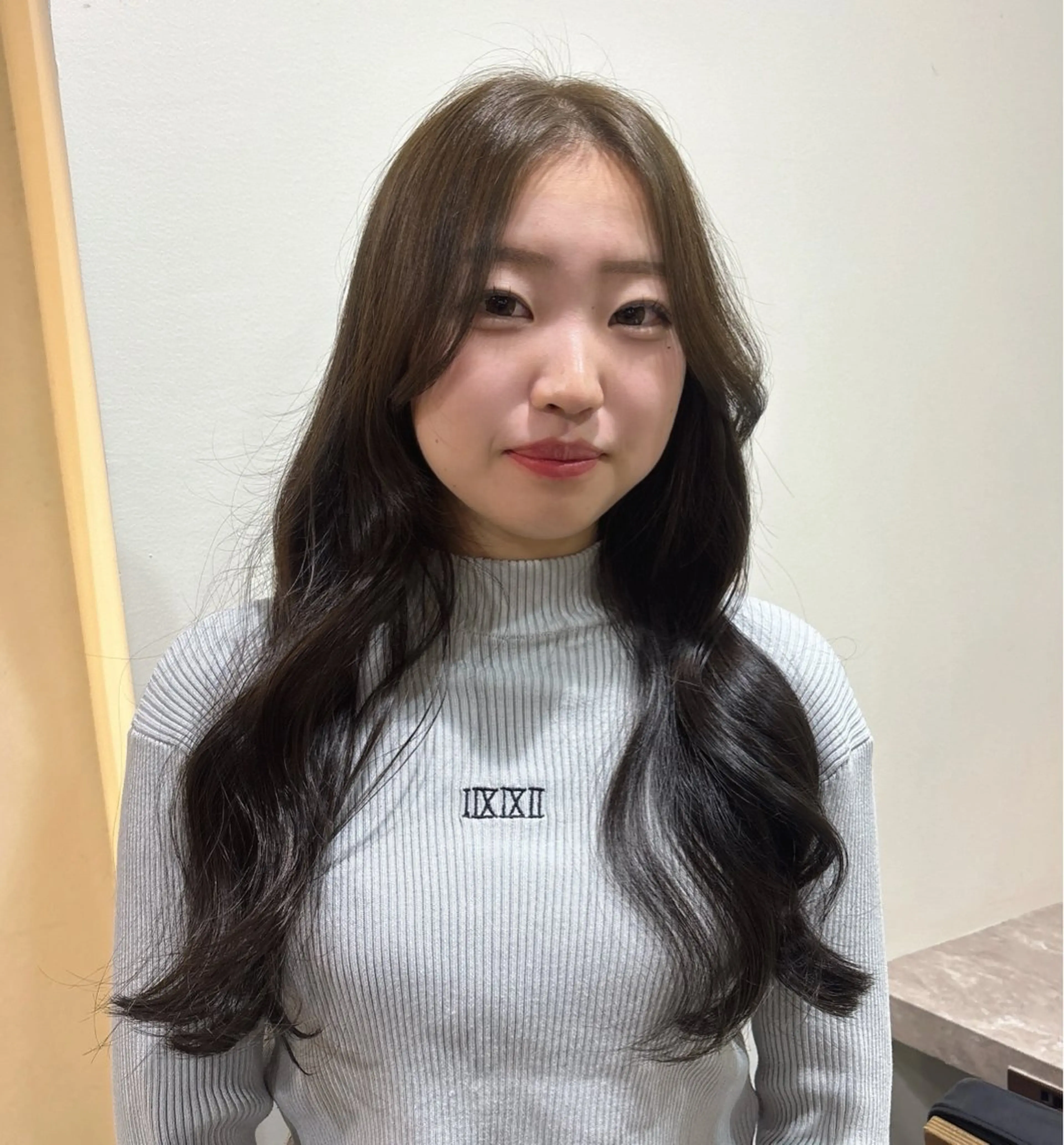 ロング カット ヘアカラー 🎀韓国レイヤー/透 明感カラー/airiのヘアスタイル