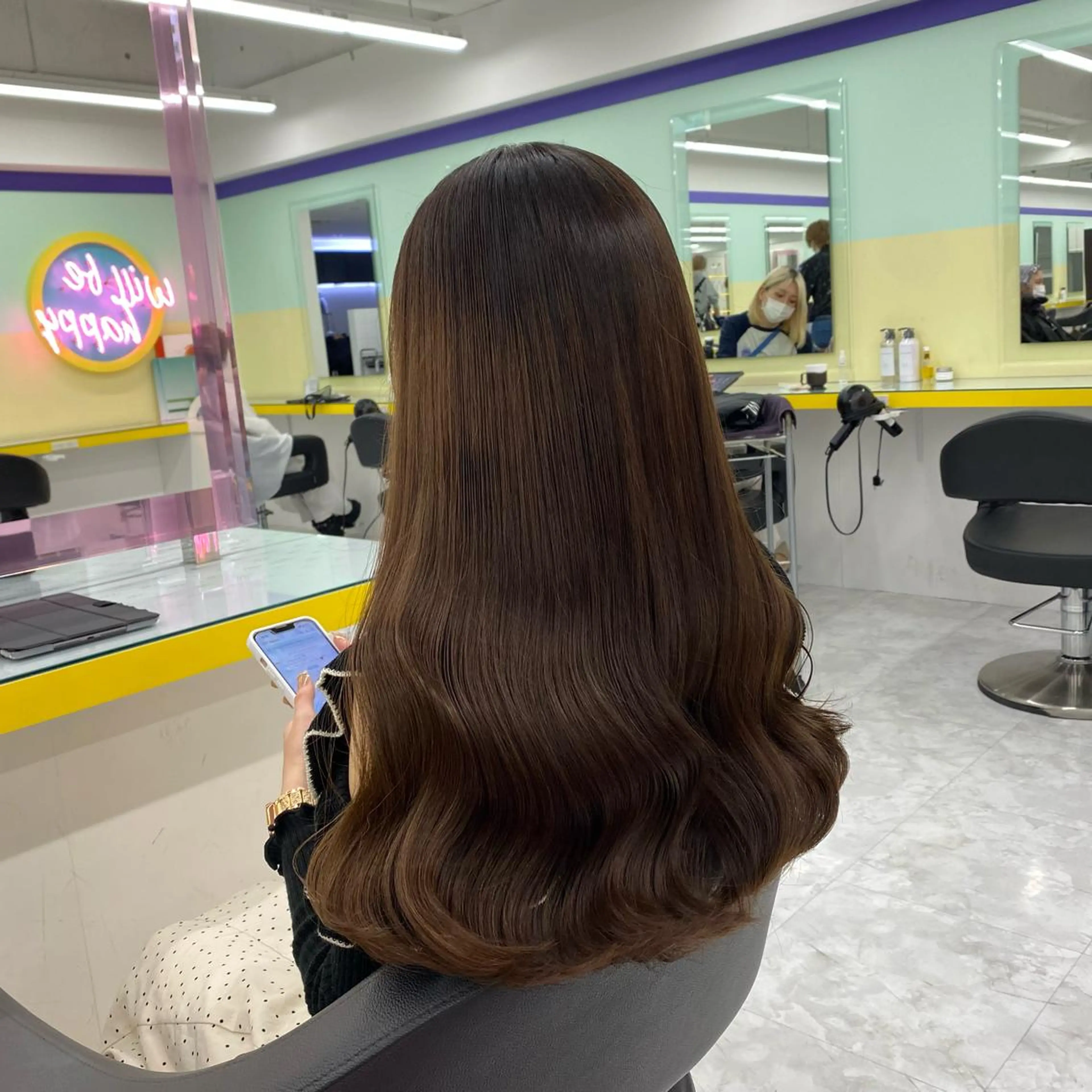 セミロング カラー ヘアアレンジ ヘアカラー トリートメント mai🍑暖色カラー /レイヤー💖のヘアスタイル