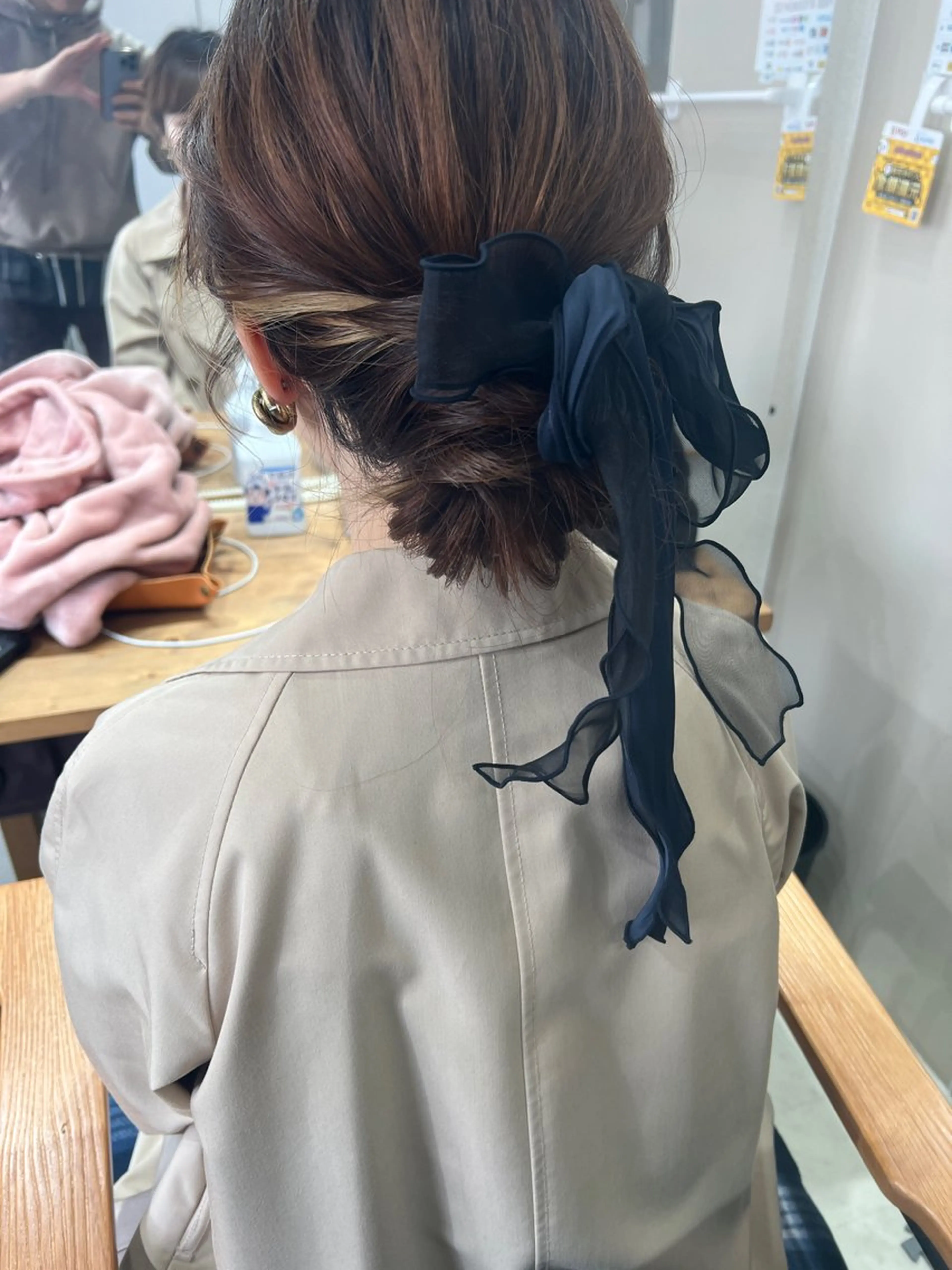 セミロング ヘアアレンジ お団子ヘア 山室 敬義のヘアスタイル