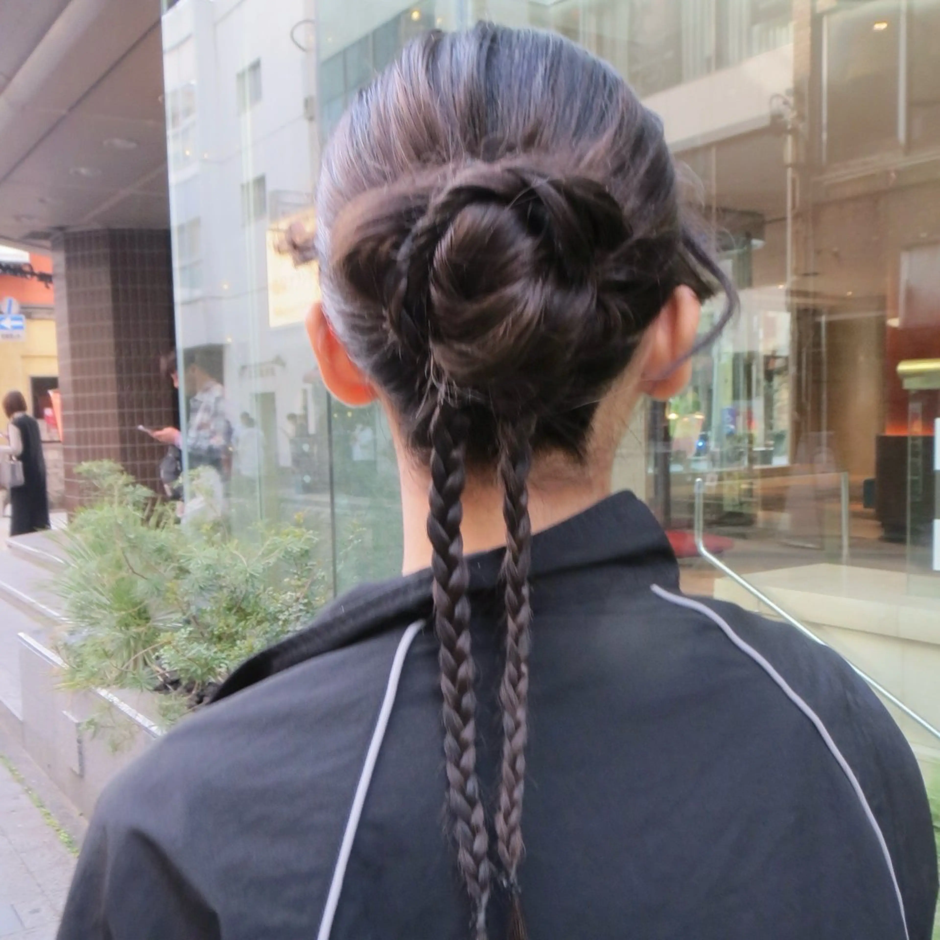 ロング Rinkaアレンジ/ 顔まわり/縮毛矯正のヘアスタイル