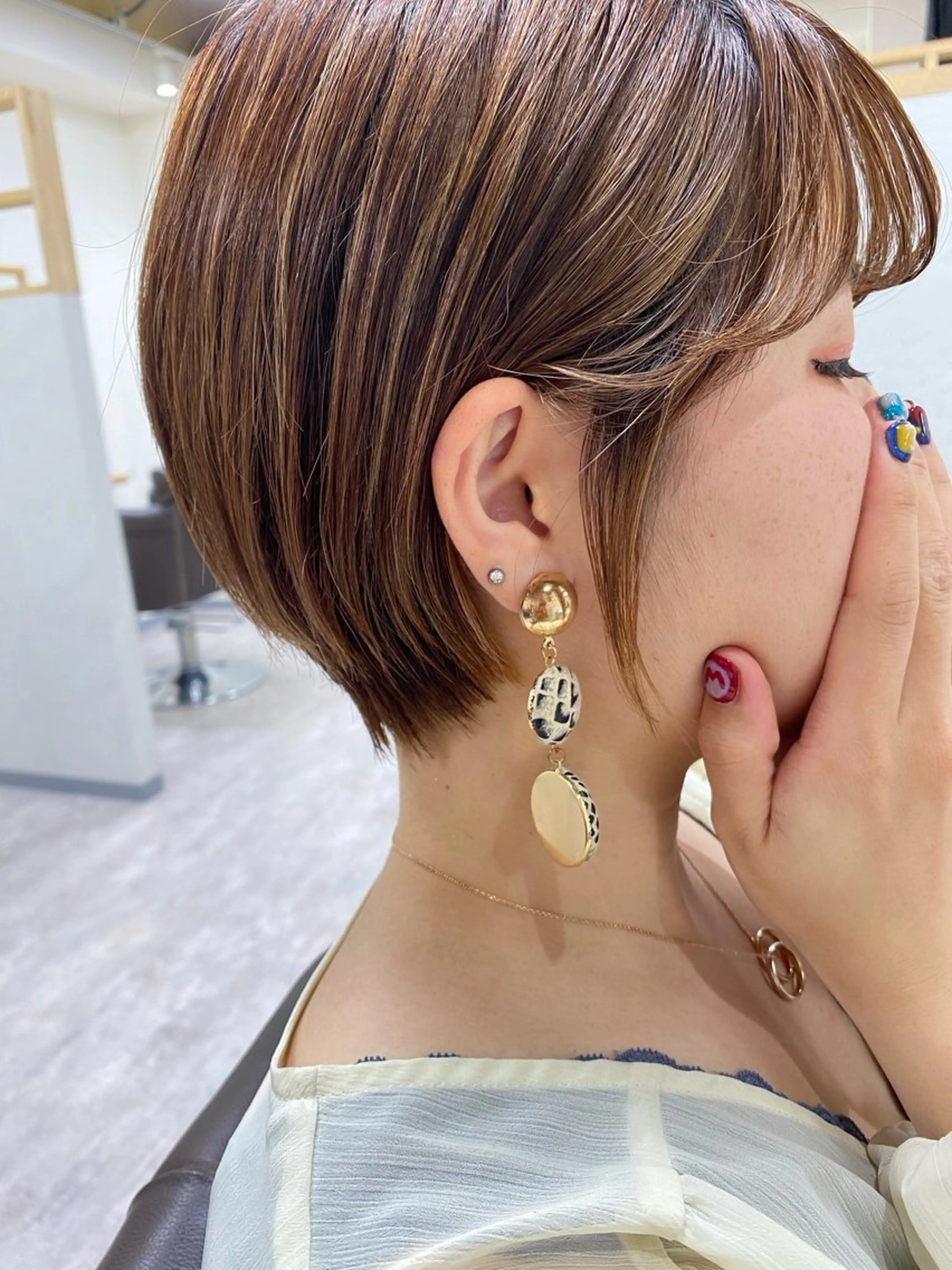 ショート ショートボブ ボブレイヤー ボブ 顔まわりレイヤー 顔周りカット カット トリートメント 🎊地域最安値🎊 髪質改善/NAOKIのヘアスタイル