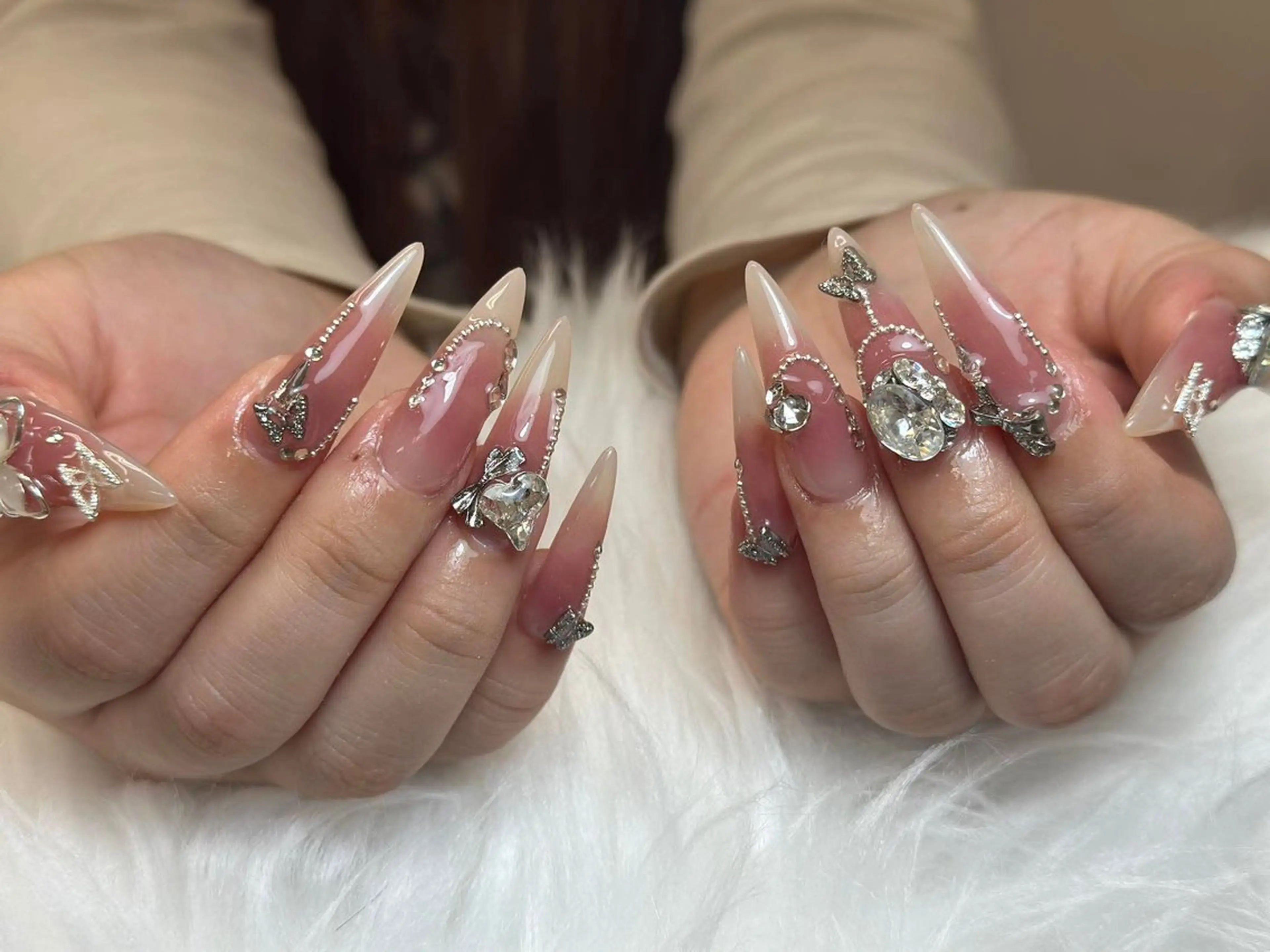 ネイル アートネイル 成人式 ジェルネイル ニュアンスネイル 夏ネイル ハンドネイル NIE MoMoのネイルデザイン