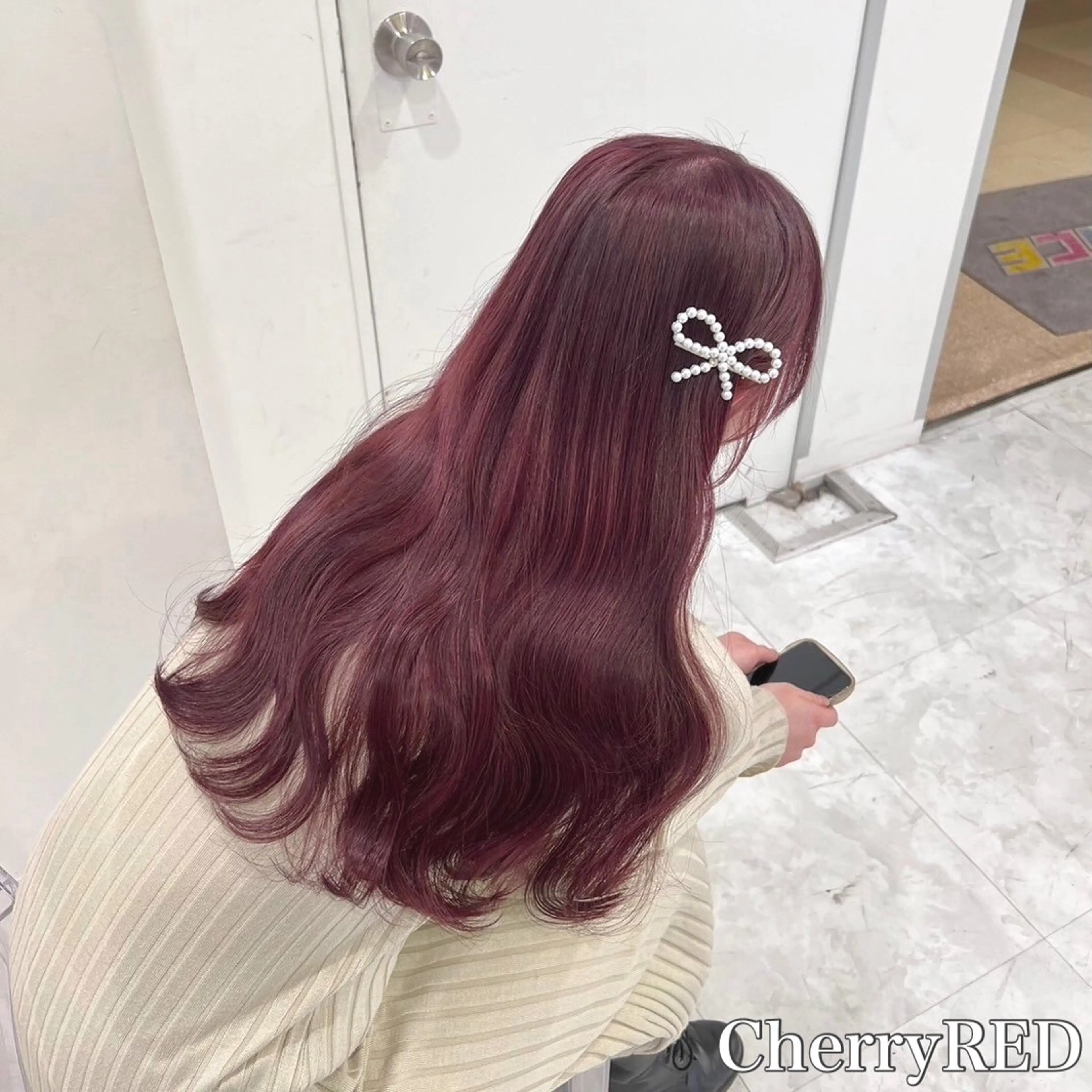 セミロング カラー ヘアアレンジ 🫧モテる💗ダメー ジレスハイトーン🫧のヘアスタイル