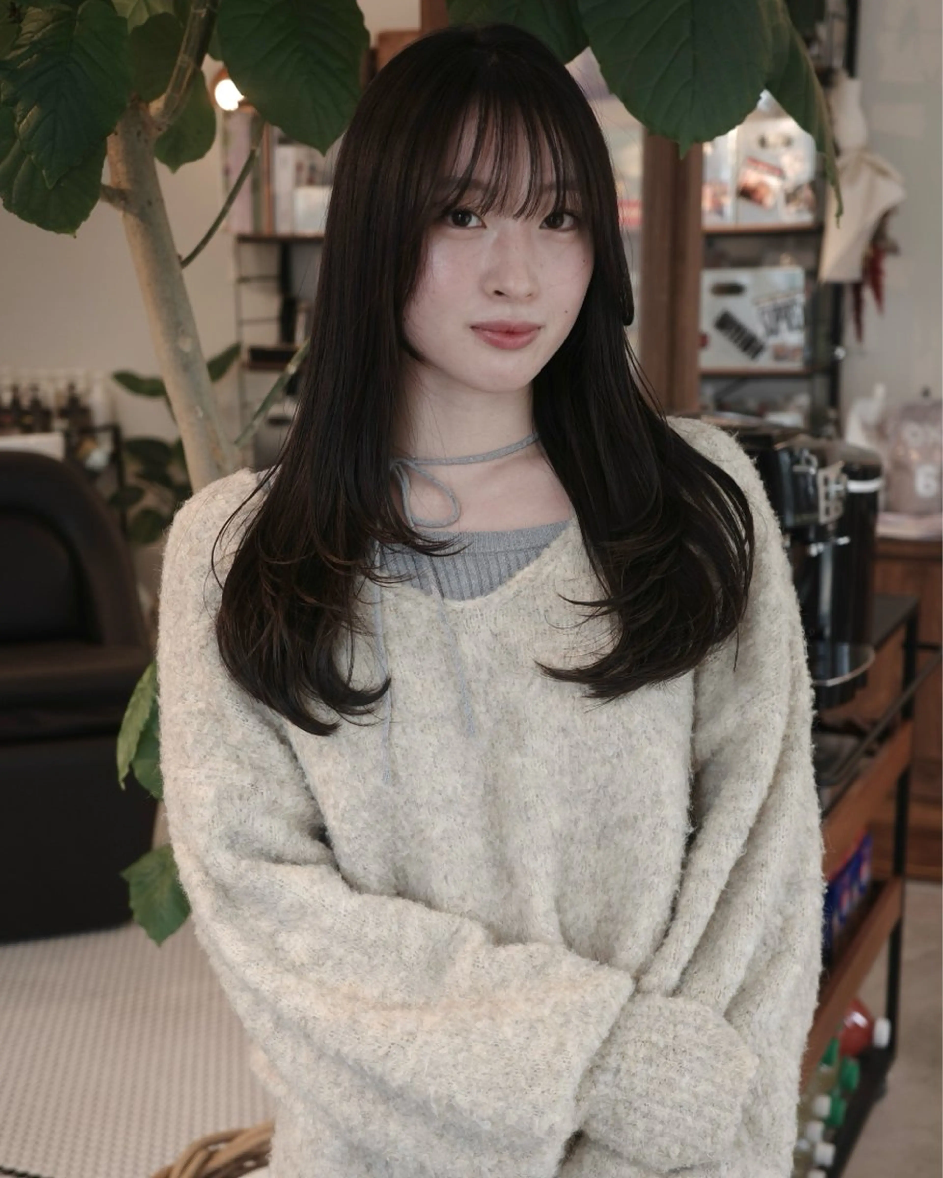 セミロング 顔周りカット レイヤーカット カット トリートメント (h)wim ウィムのヘアスタイル