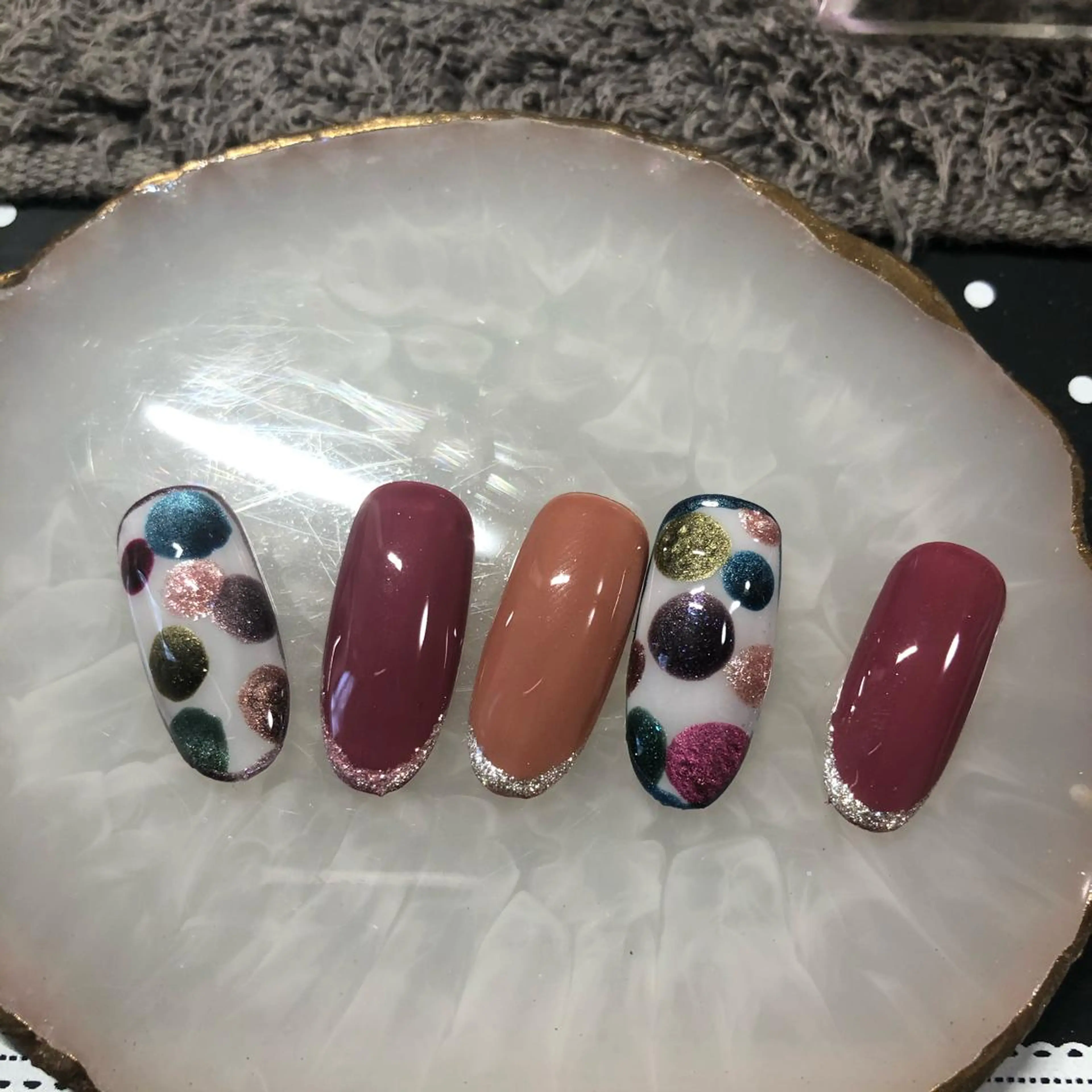 ネイル ドット ジェルネイル マグネットネイル 奥園 良恵のネイルデザイン