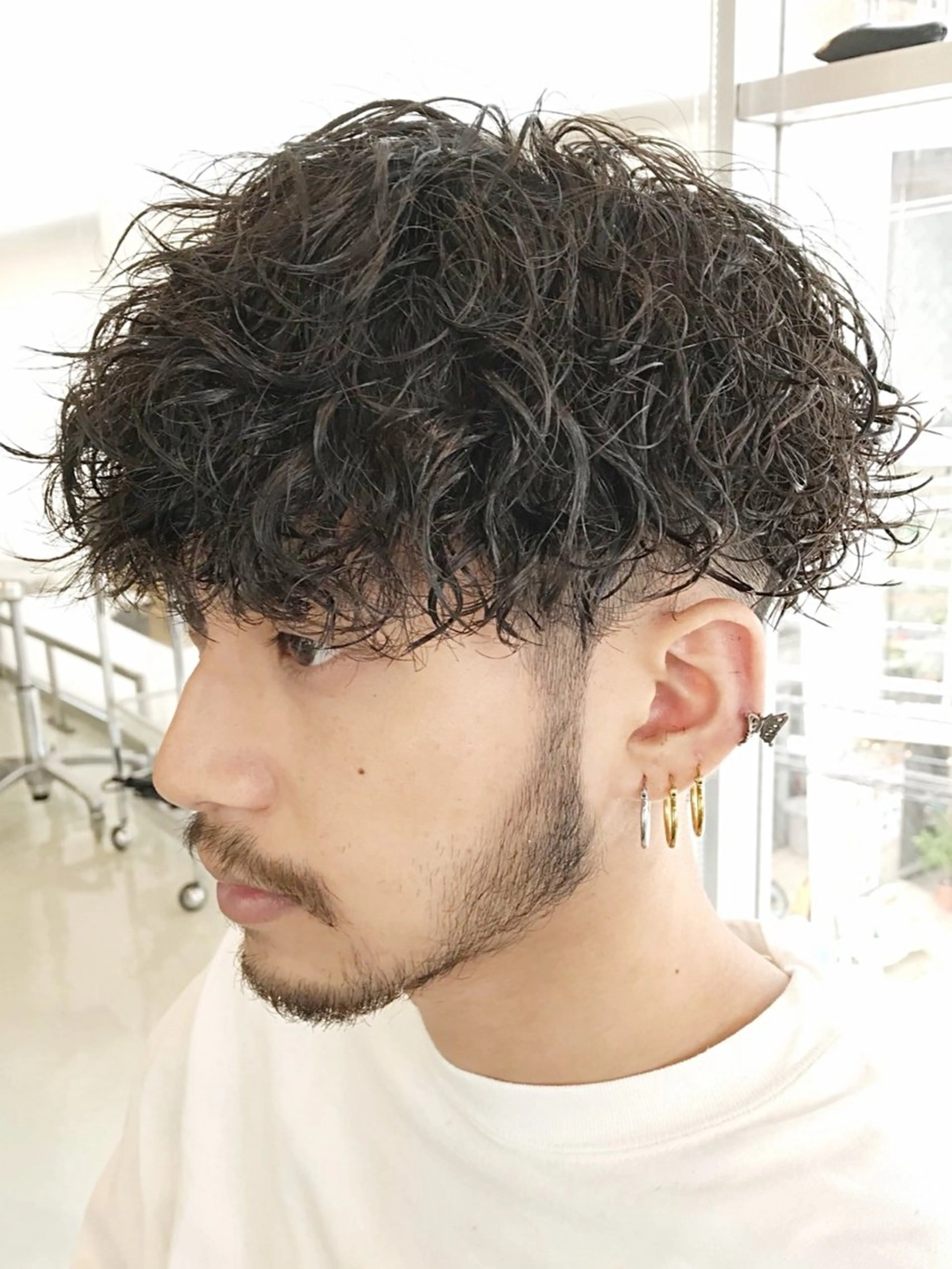パーマ メンズ メンズパーマ ツイストスパイラルパーマ 波巻きパーマ スパイラルパーマ 原宿 無料カット fifth イノウエのヘアスタイル