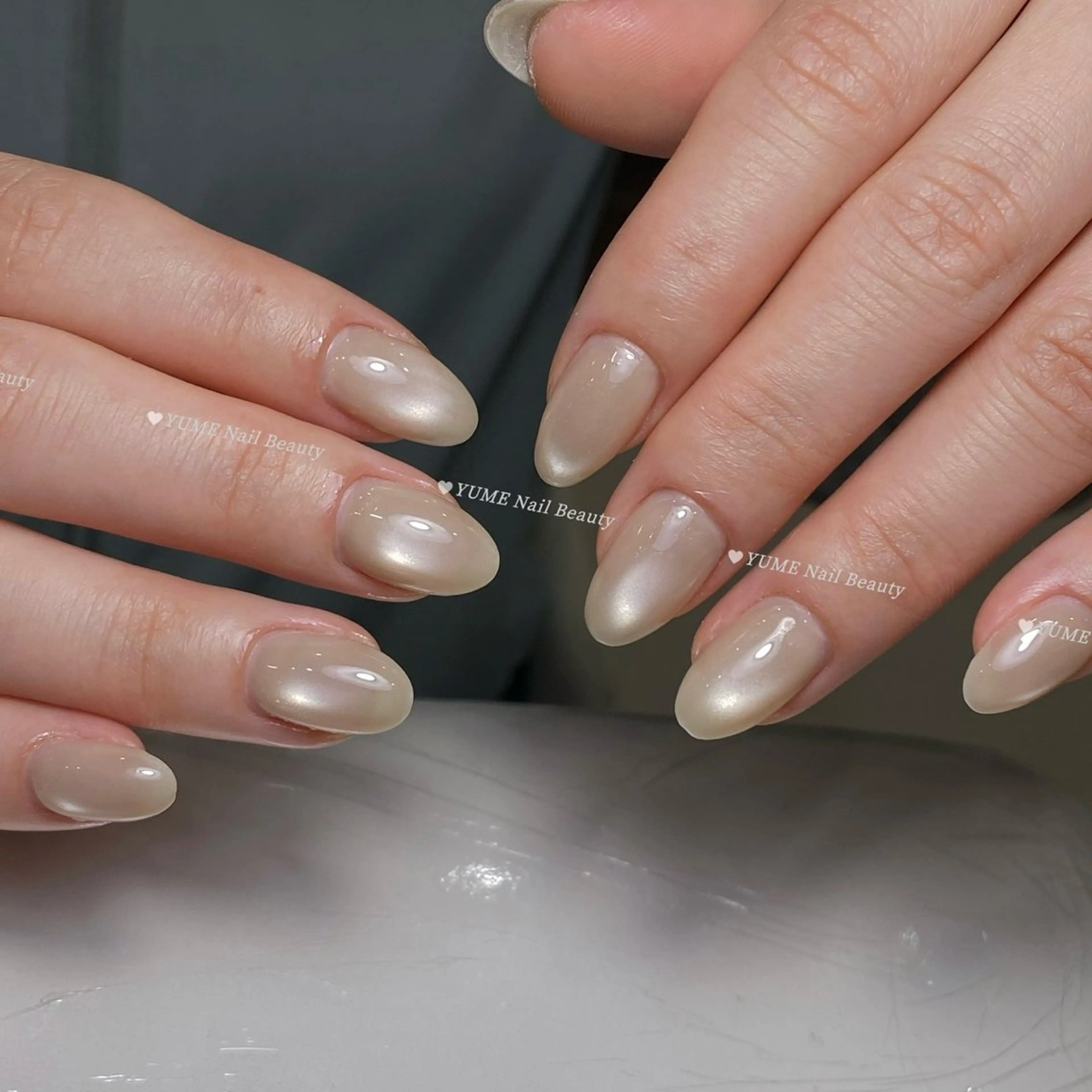 ミディアム ハンドネイル ガー NAILのネイルデザイン