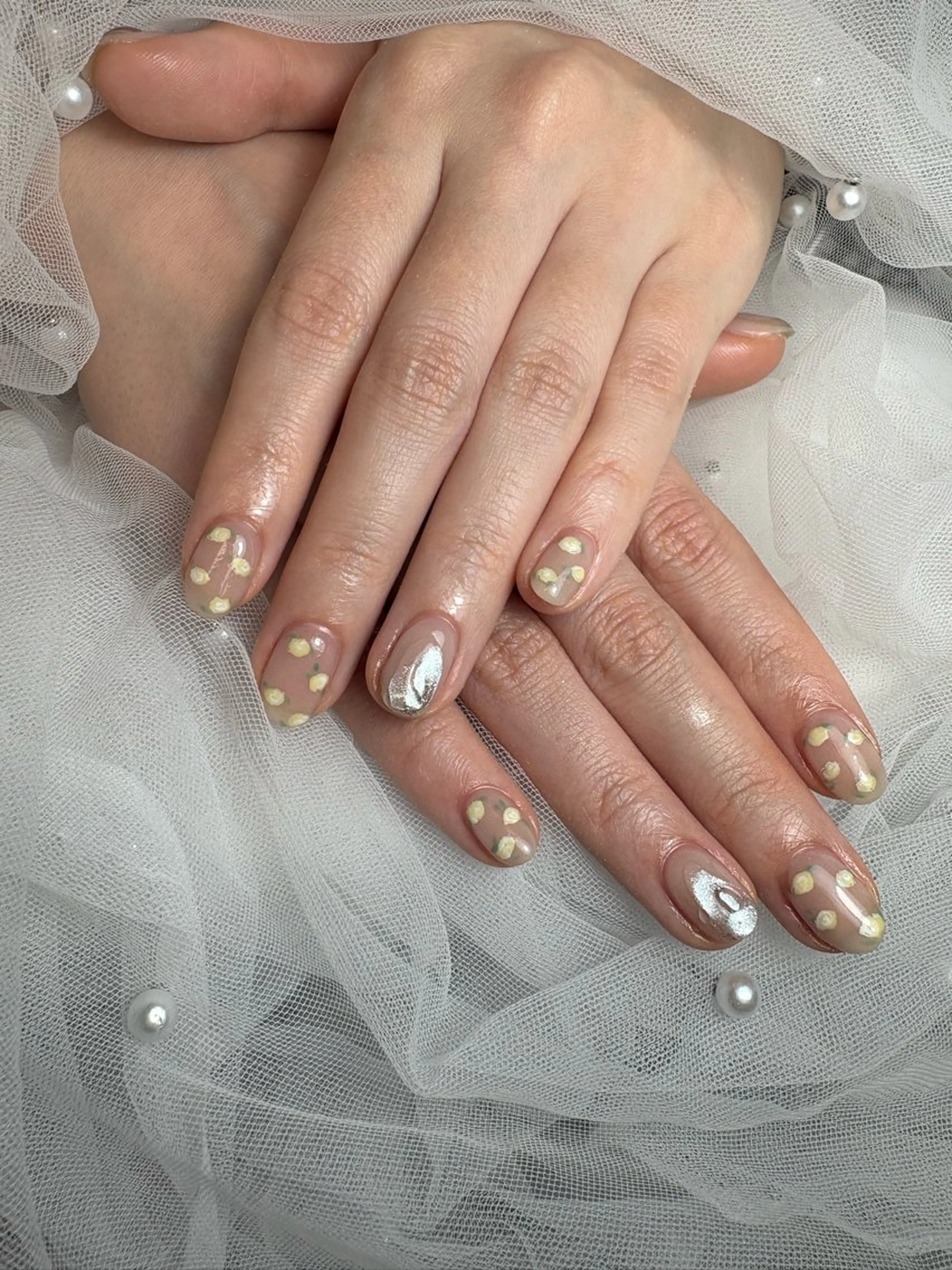 ネイル 黒須莉奈 IRYのネイルデザイン