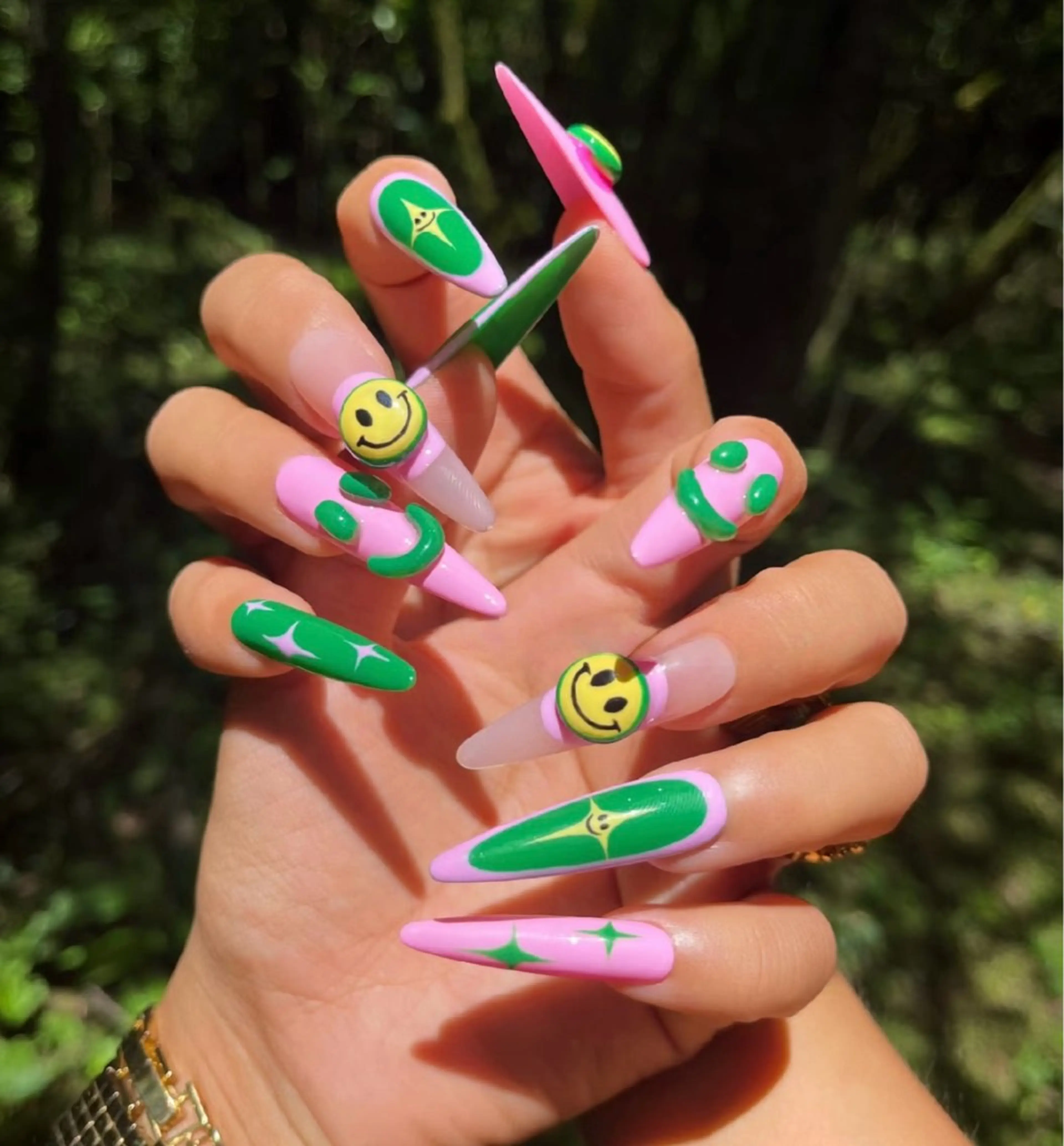 ネイル 長さだし専門店 M2　rikaのネイルデザイン