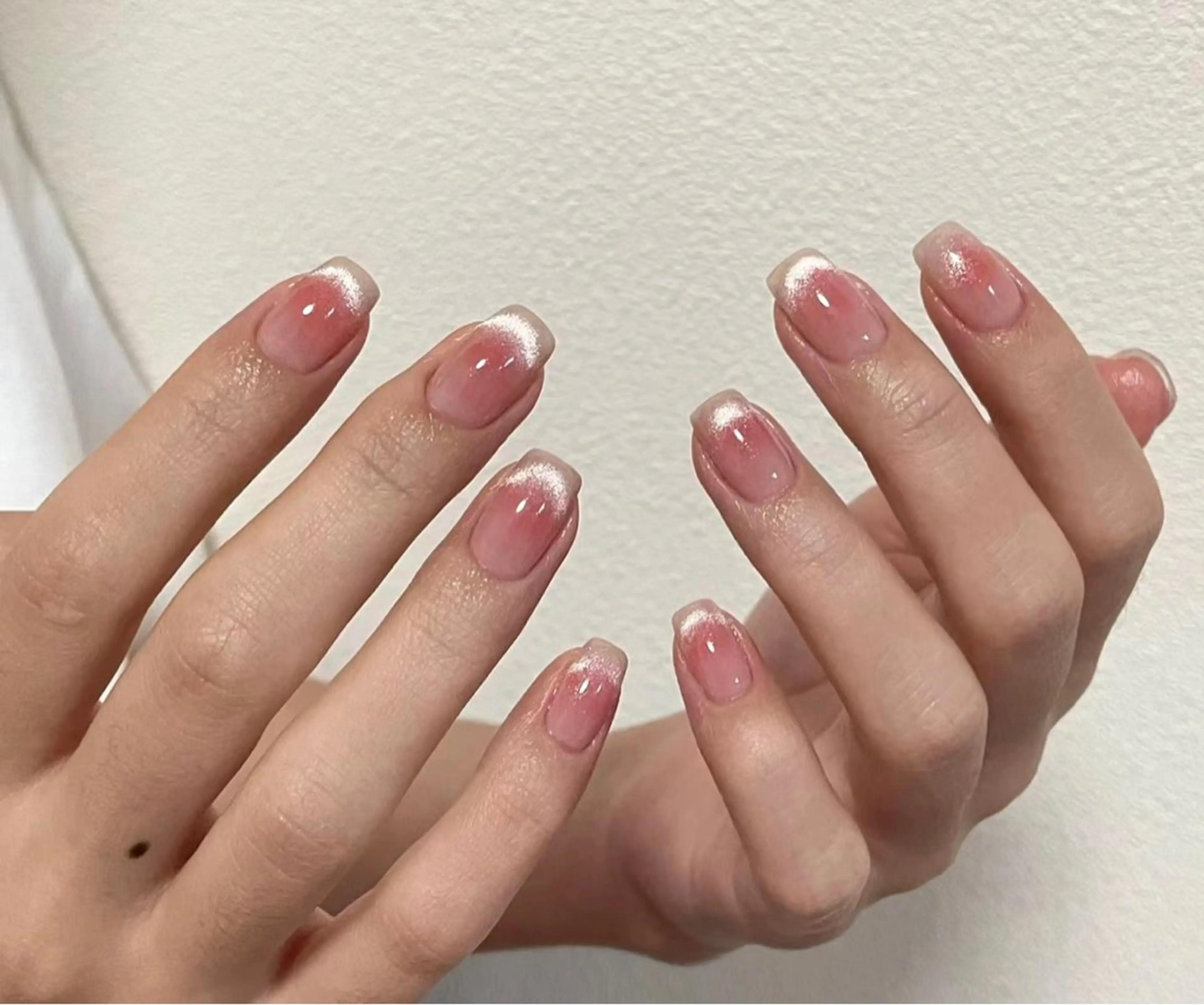 ネイル ハンドネイル Mona【パラジェル ・長さ出し専門店】のネイルデザイン