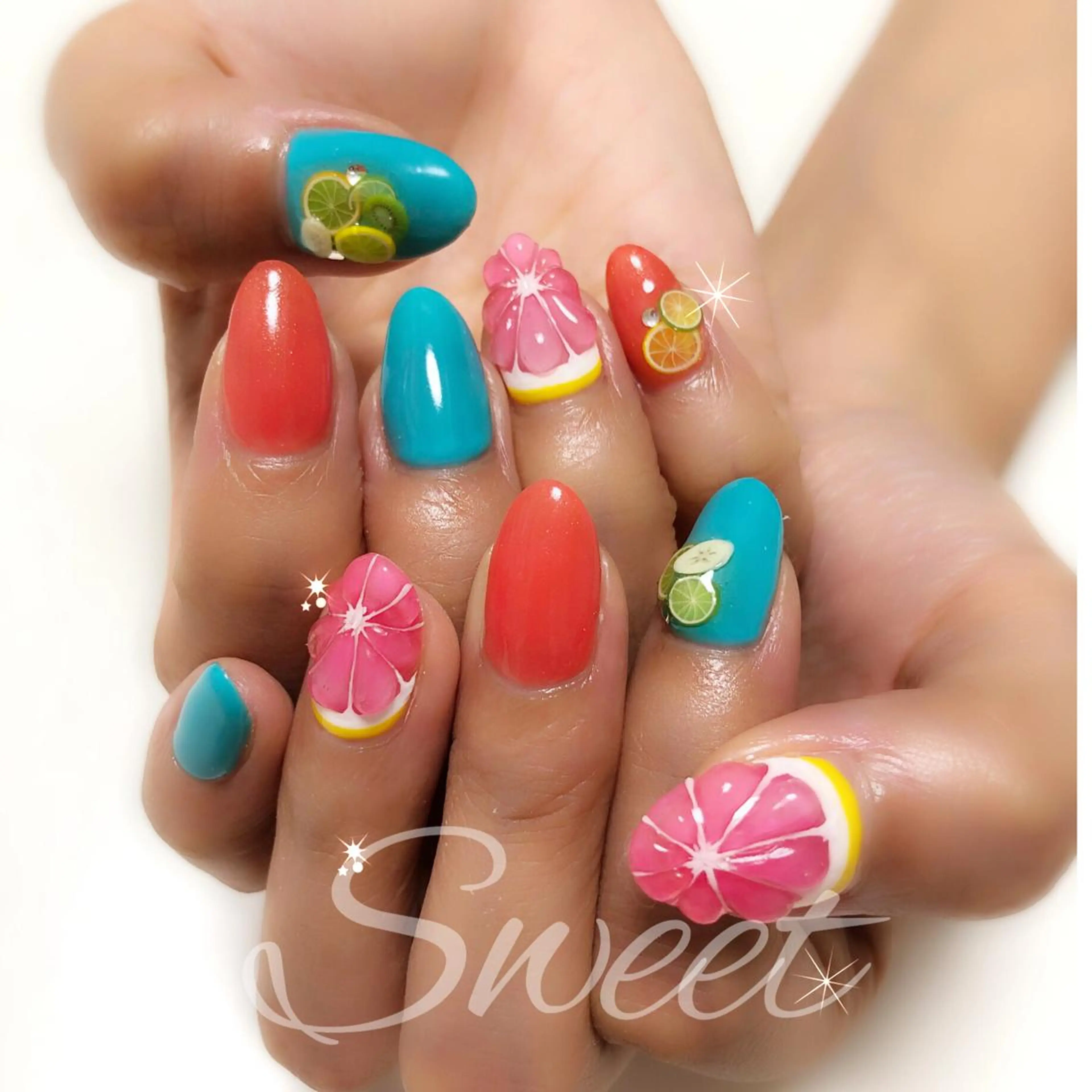 ネイル sweet 仲野陽子のネイルデザイン