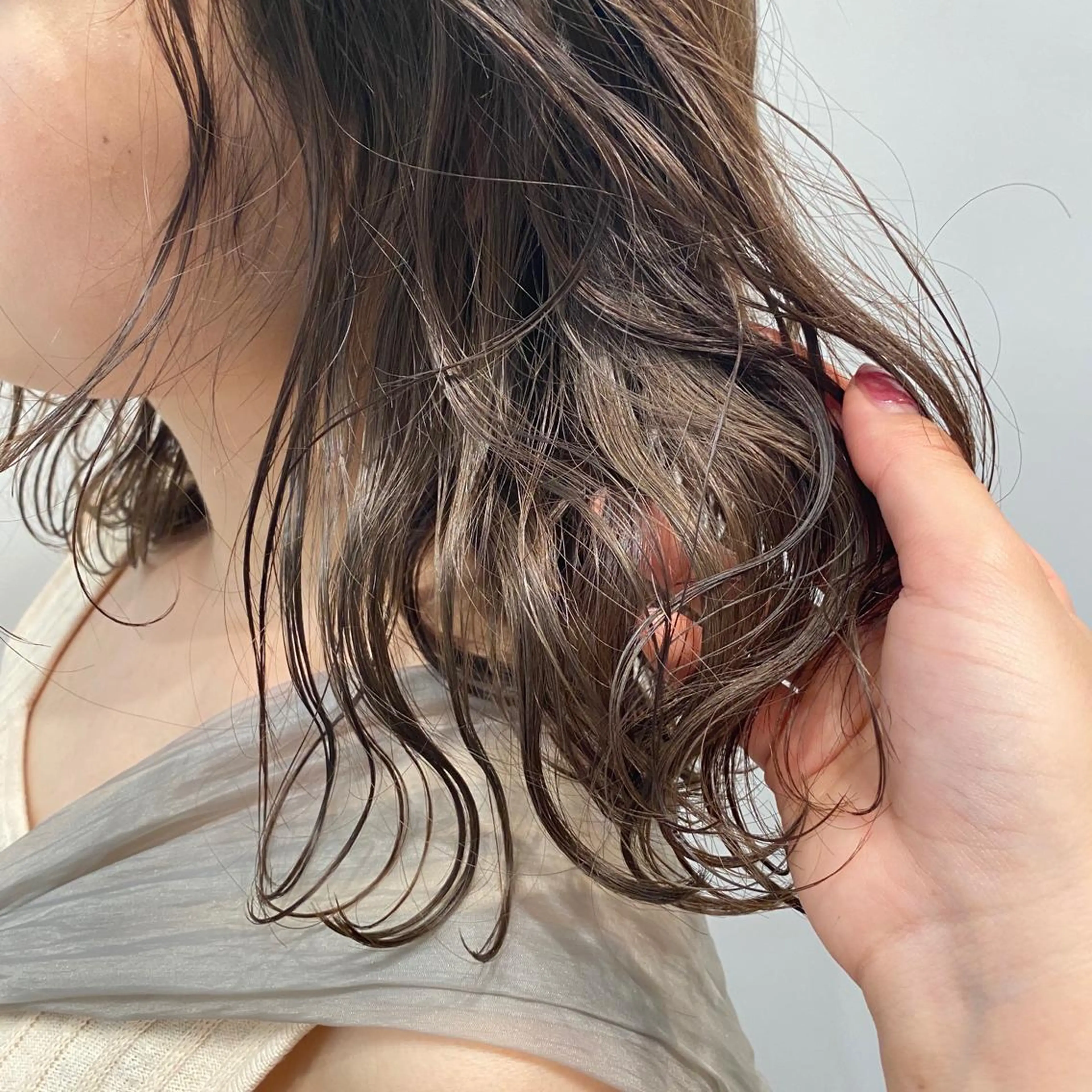 ミディアム ハイライト 壁谷  加保理のヘアスタイル