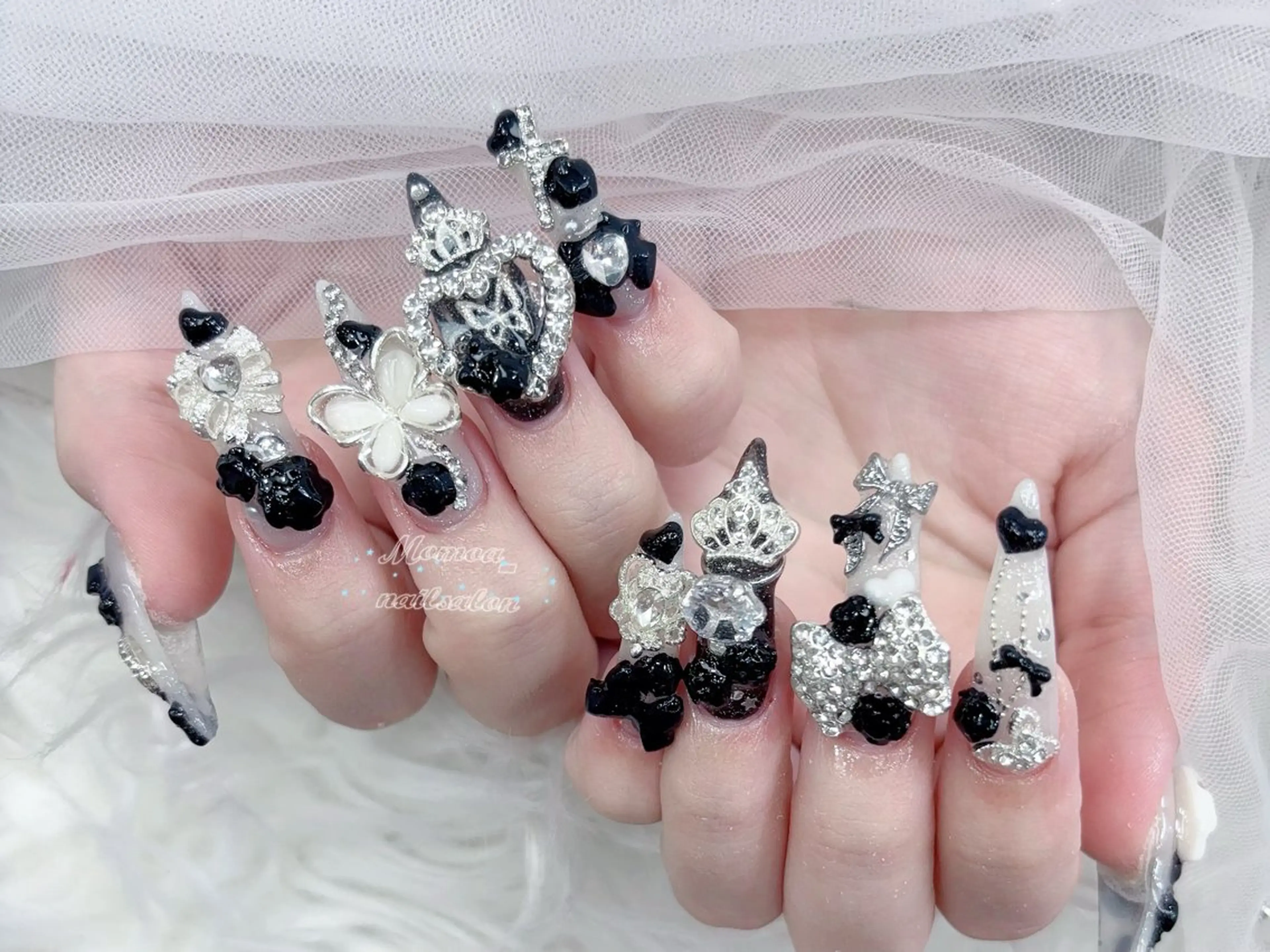 ネイル 成人式 マグネットネイル 大理石ネイル(マーブル) リボン 夏ネイル ハンドネイル MoMoA Nail ネイル長さ出し専門店のネイルデザイン