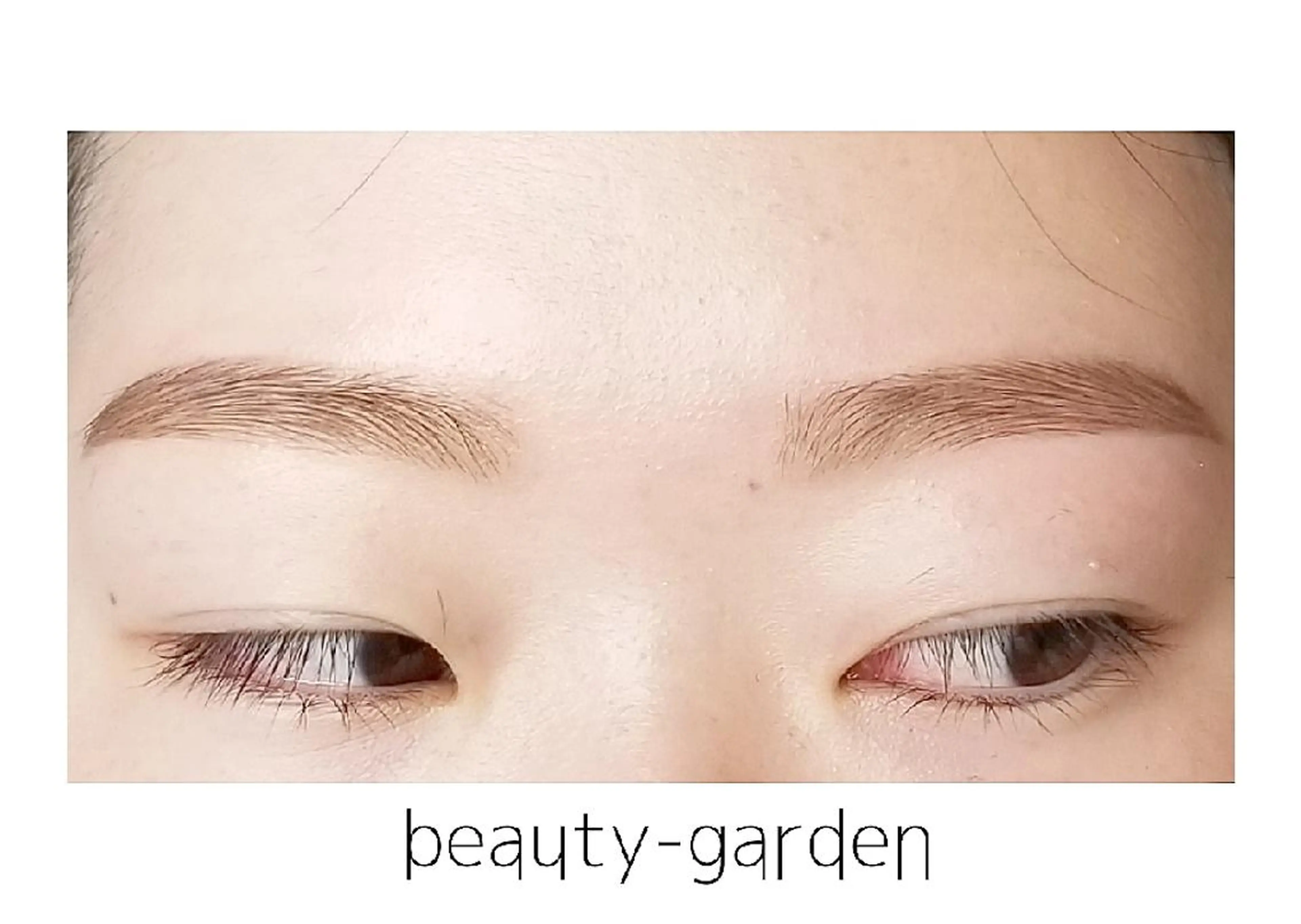 U_la所属・U_la [ウーラ] 片岡の眉毛・アイブロウイメージ