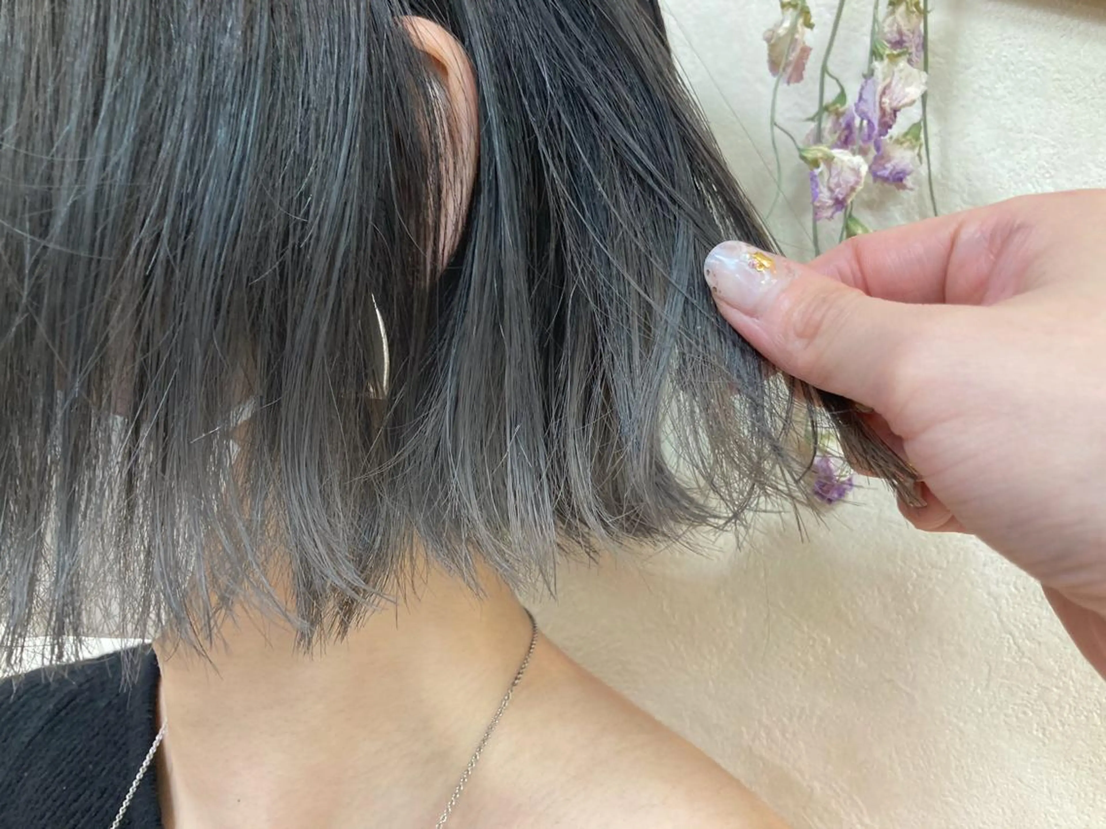 ショート カラー 切りっぱなしボブ ショートボブ ハンサムショート ブリーチ グラデーションカラー カット ヘアカラー トリートメント 初めてのショート お任せください✂️のヘアスタイル