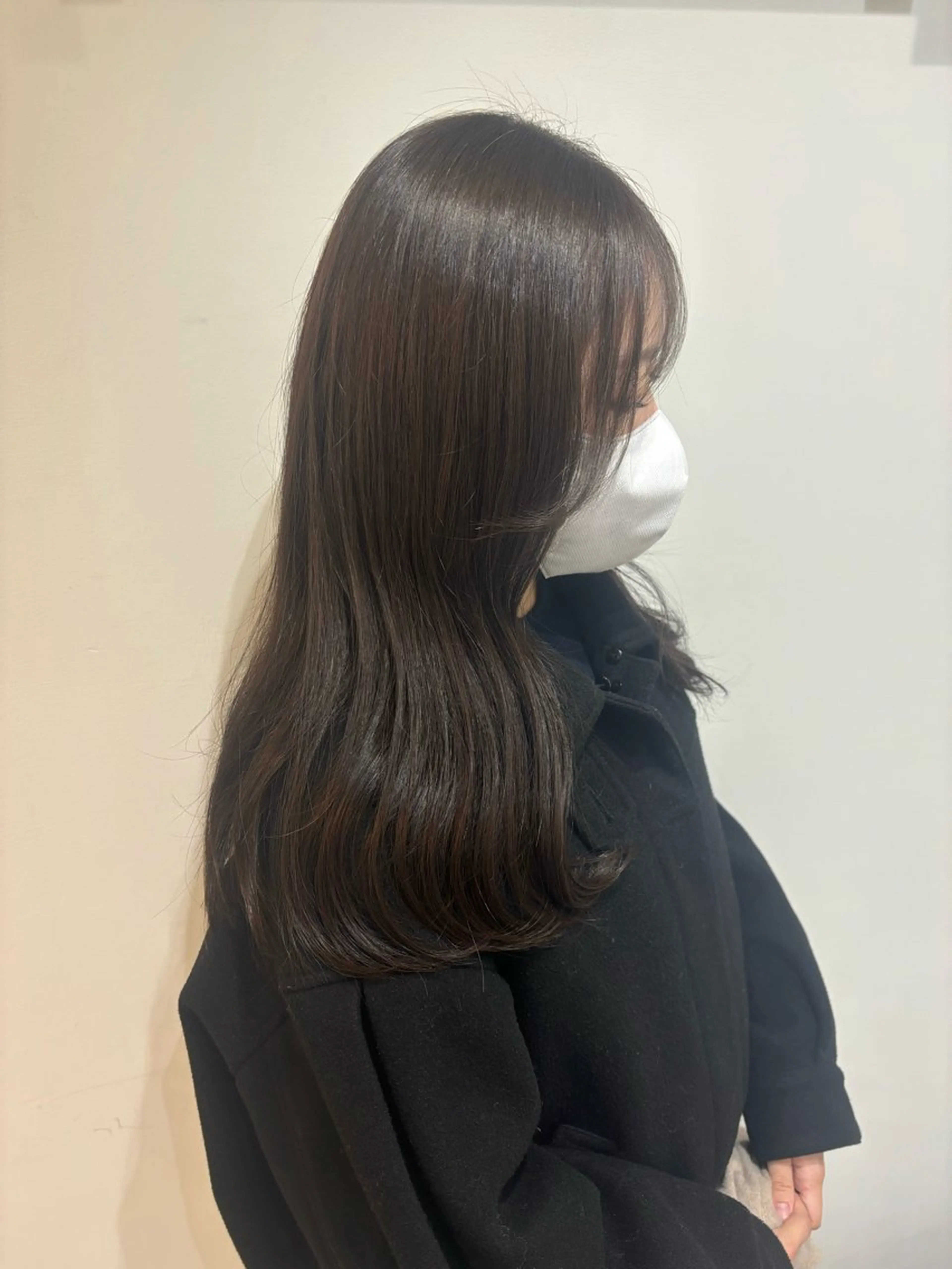 ロング カラー ブラウンカラー トリートメント ヘアカラー CIECA . COCOROのヘアスタイル