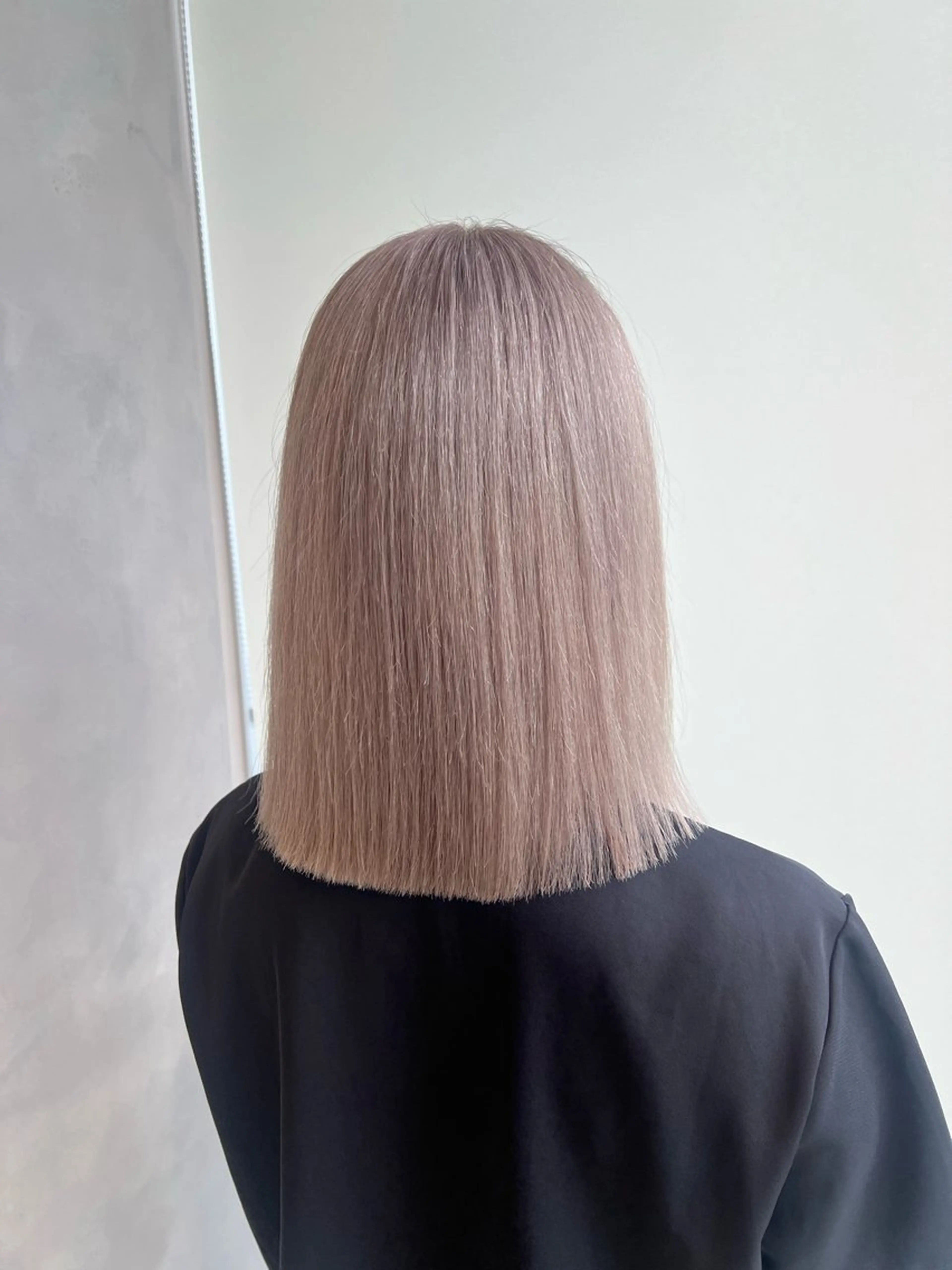 ミディアム ヘアカラー トリートメント 渋谷ハイトーン/ デザインカラー阿部のヘアスタイル