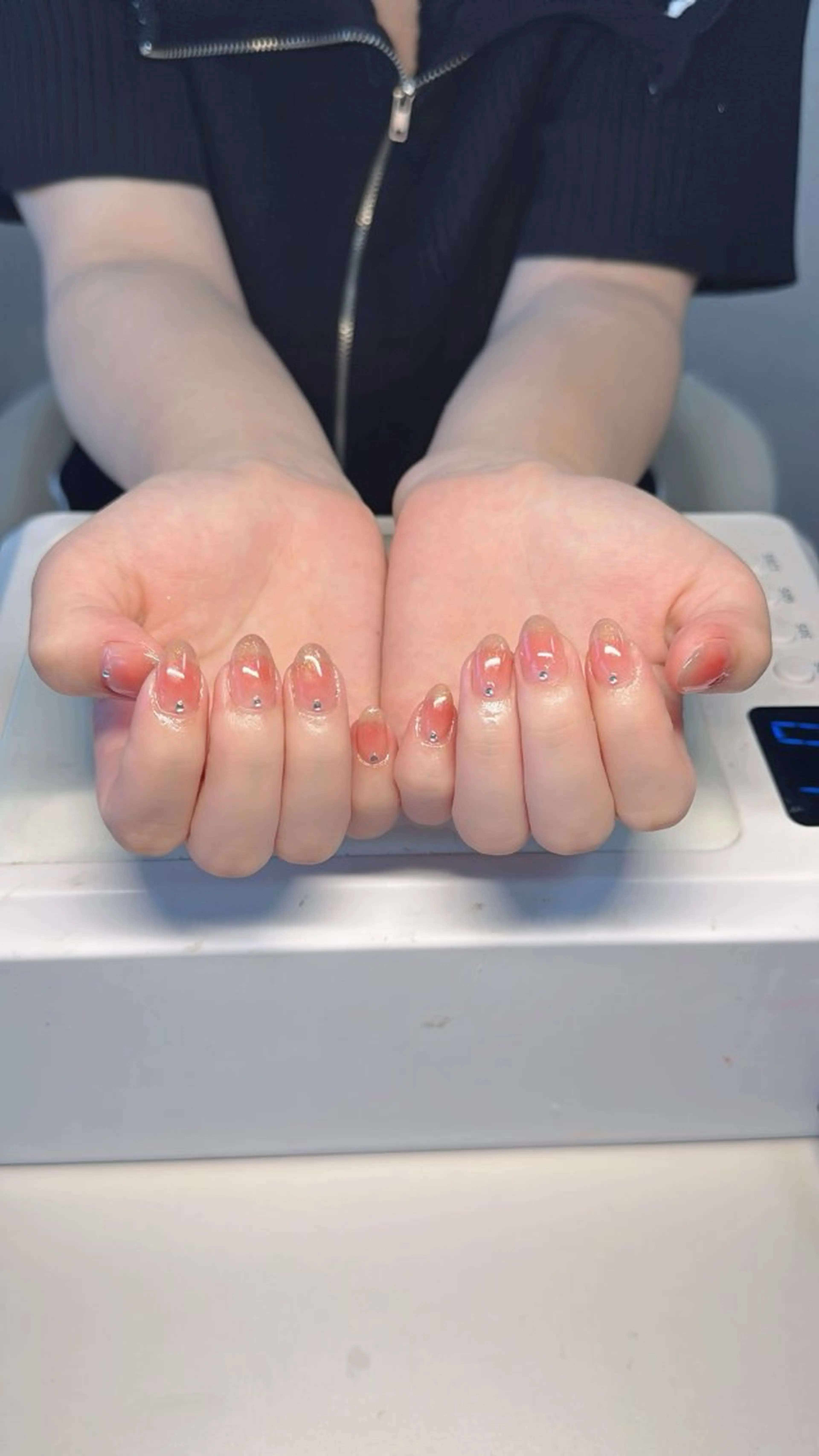 ネイル チークネイル フレンチネイル グラデーション 韓国ネイル マグネットネイル Hana Nailのネイルデザイン