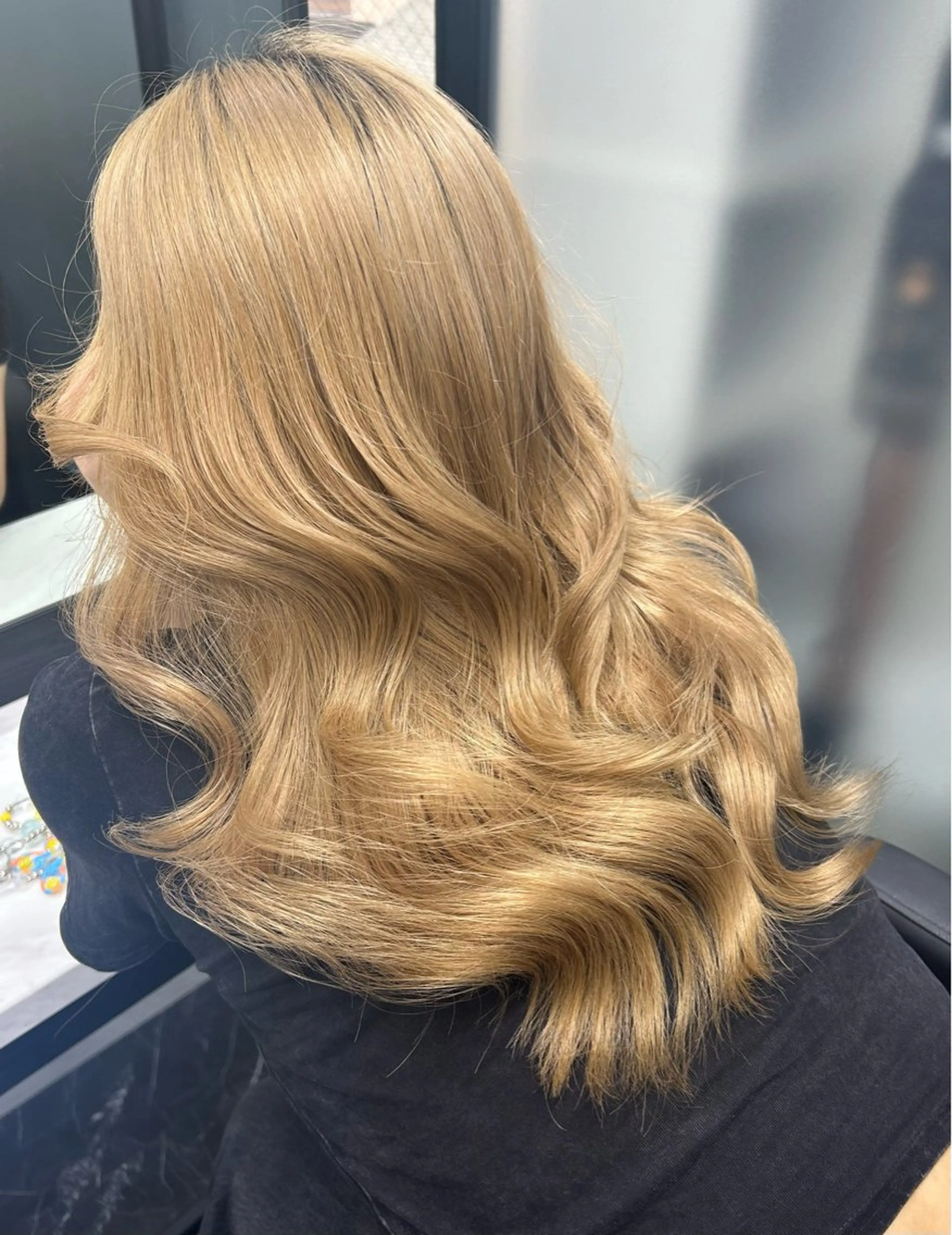 ロング カラー ヘアアレンジ yuu ハイトーン/ブロンドのヘアスタイル