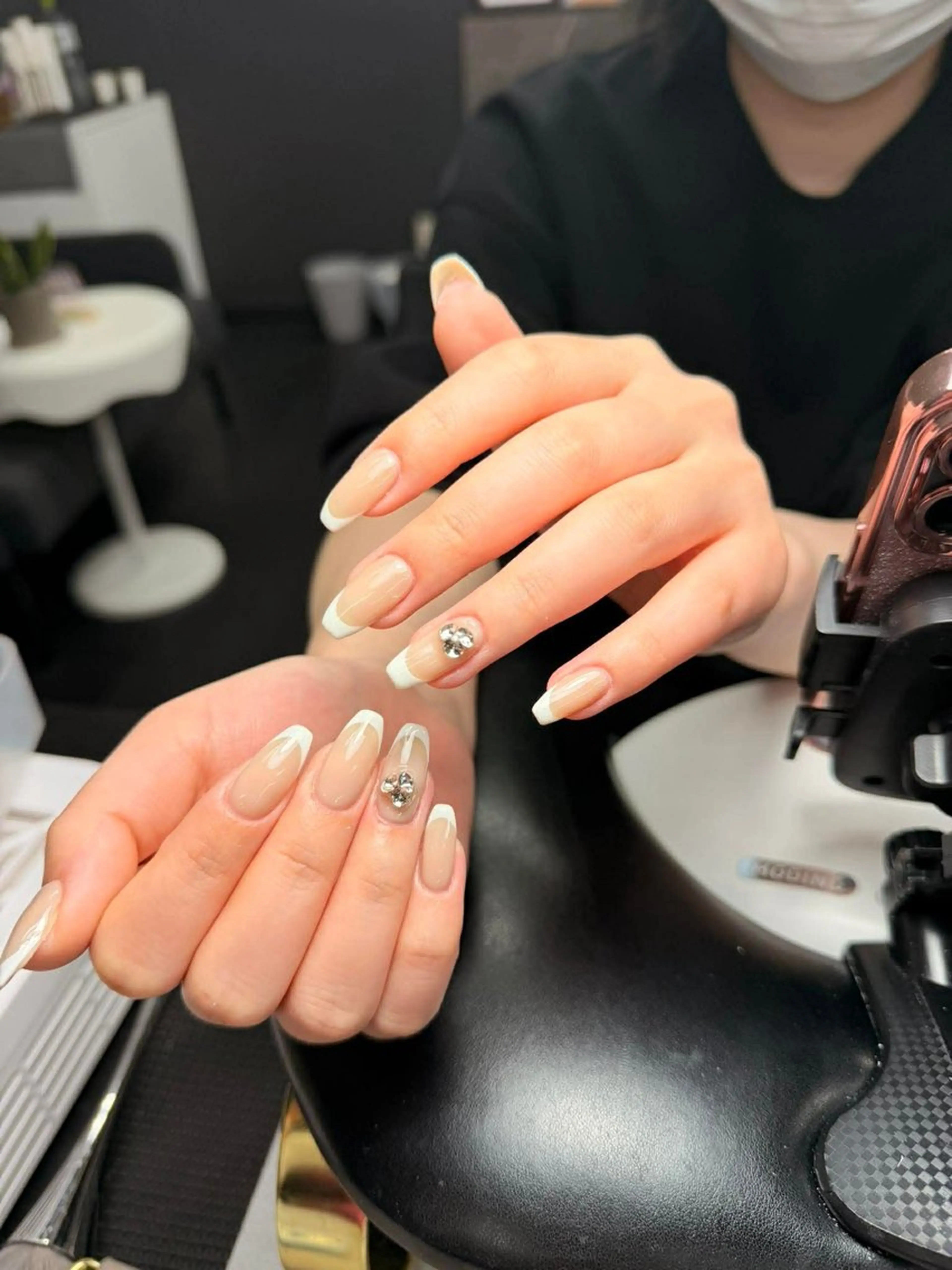 ネイル 韓国ネイル 持ち込み ニュアンスネイル ネイルチップ 冬ネイル ハンドネイル LISA ANA.CHUOのネイルデザイン