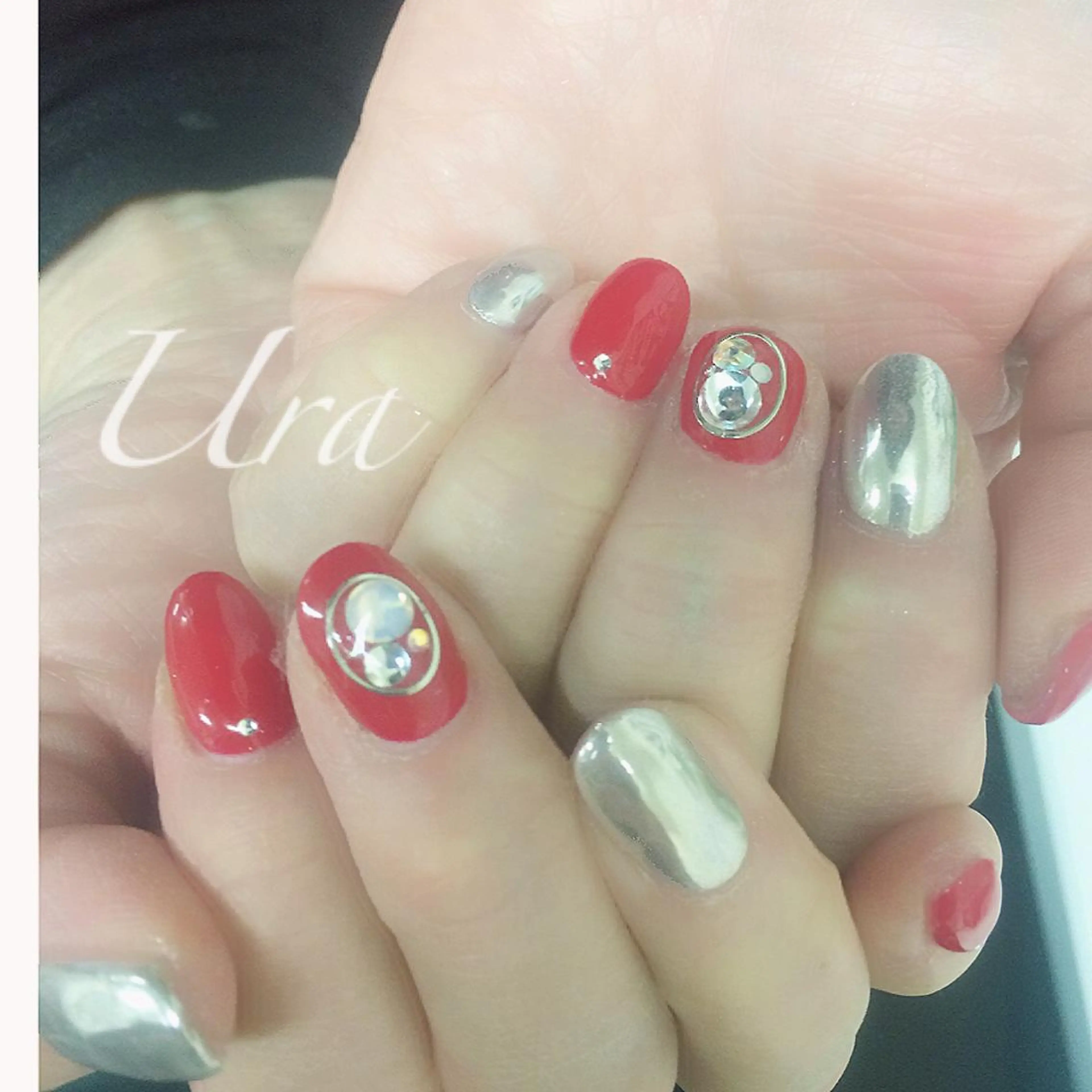 ネイル ミラーネイル 赤色 UrakoNail 《nail》のネイルデザイン