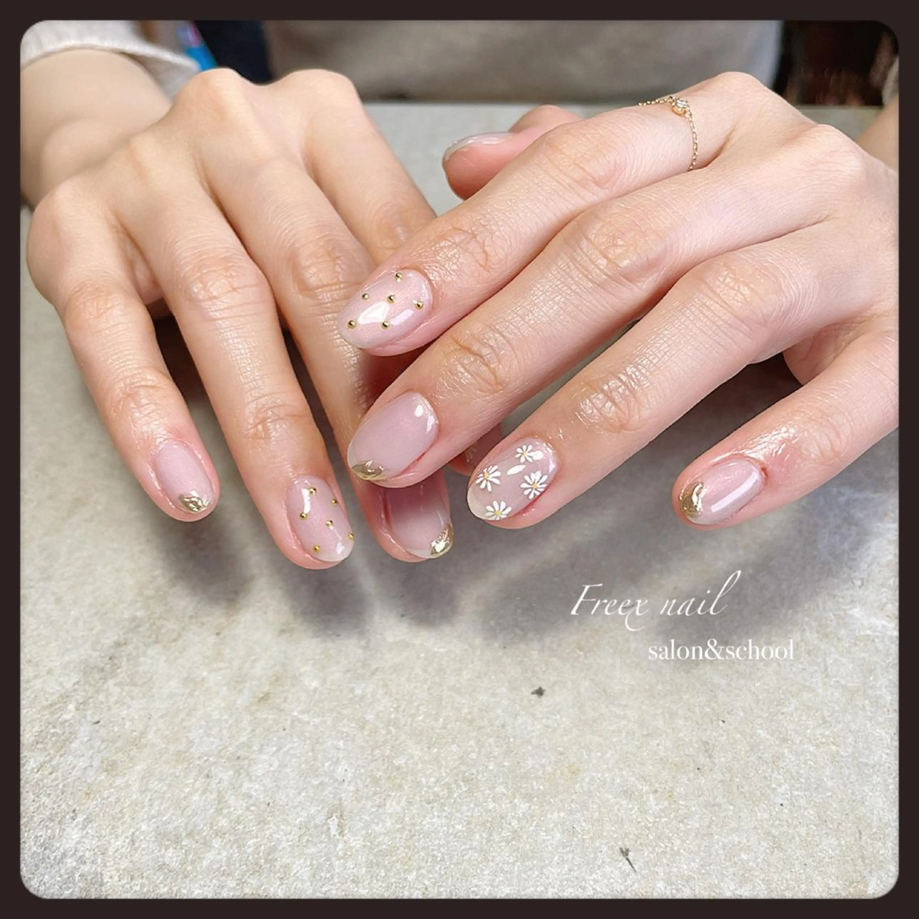 ネイル ハンドネイル ハンドケア freex nail /ニュアンス/個性派のネイルデザイン